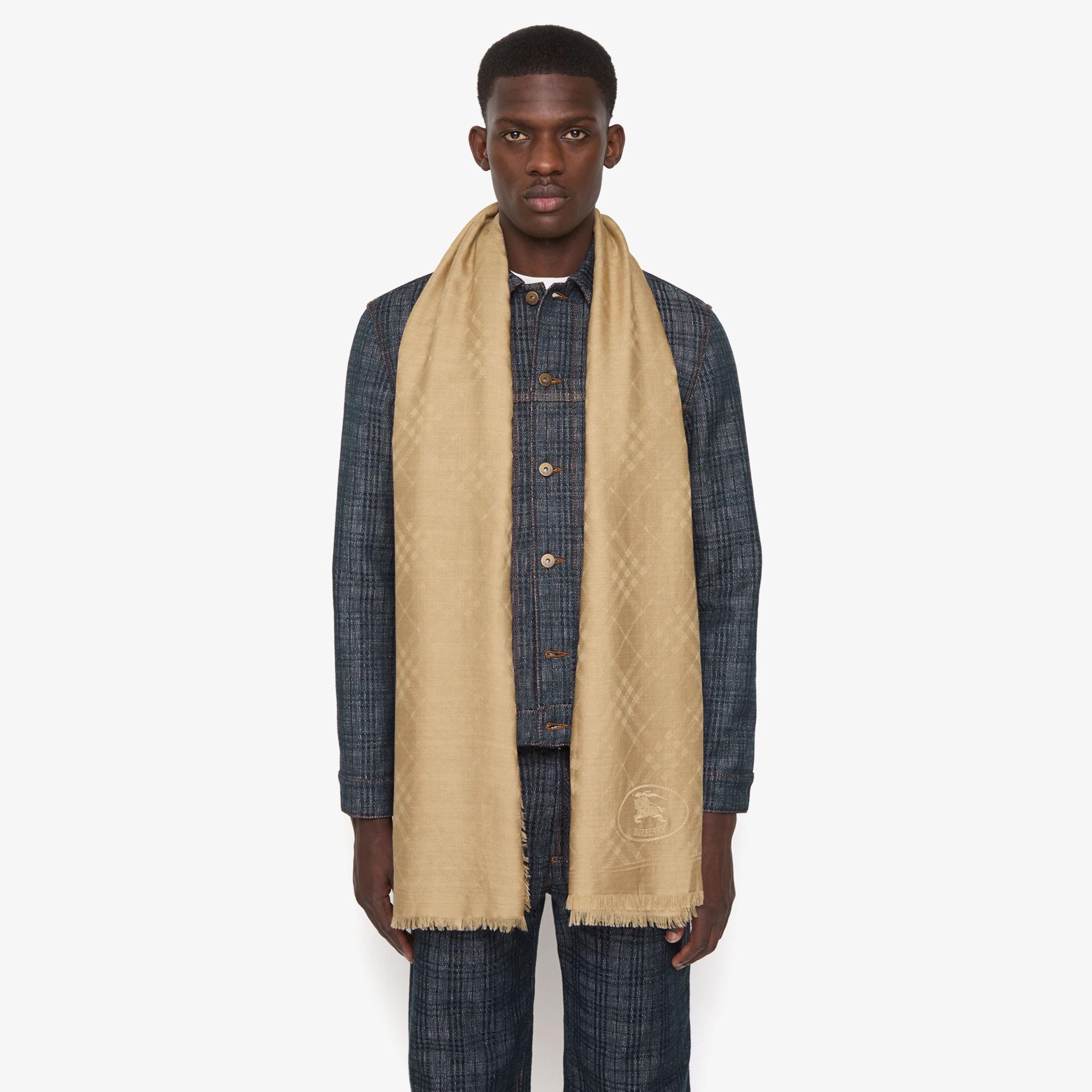 Burberry Med Wide Check Wool Silk Kadın Bej Atkı