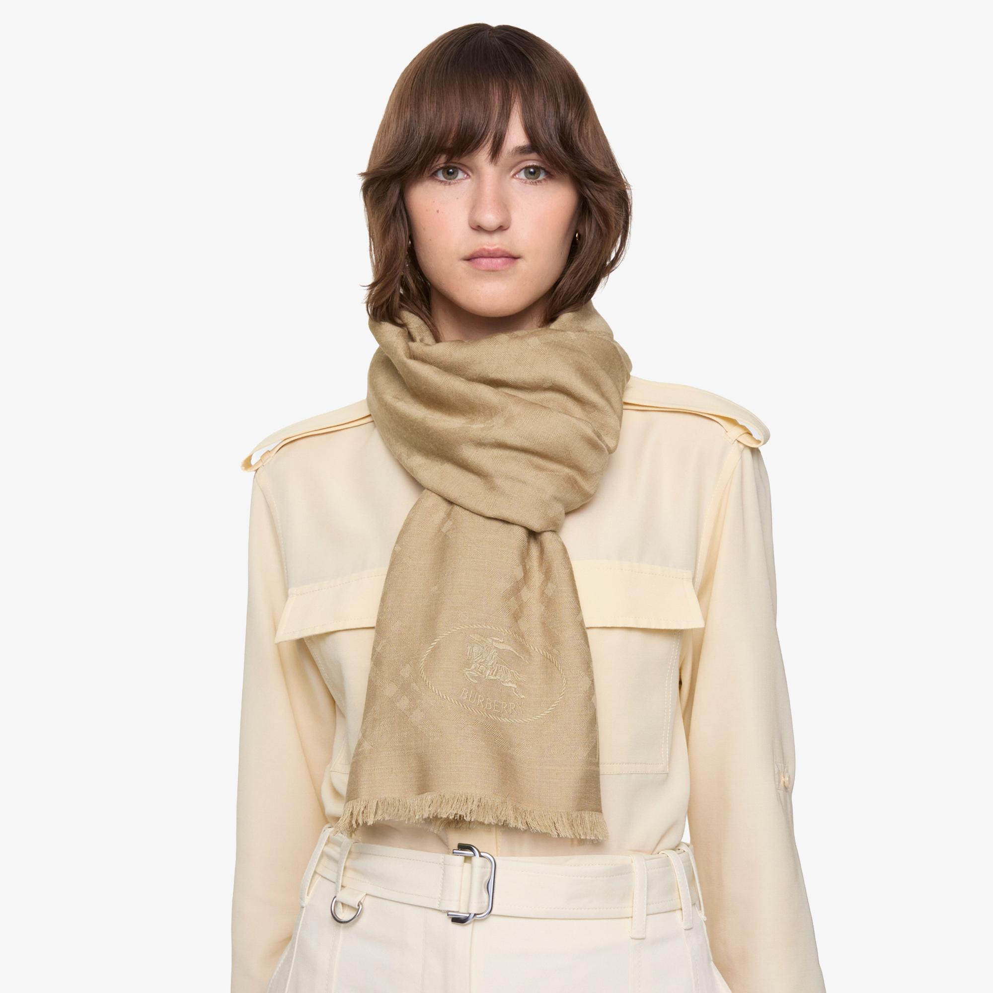 Burberry Med Wide Check Wool Silk Kadın Bej Atkı