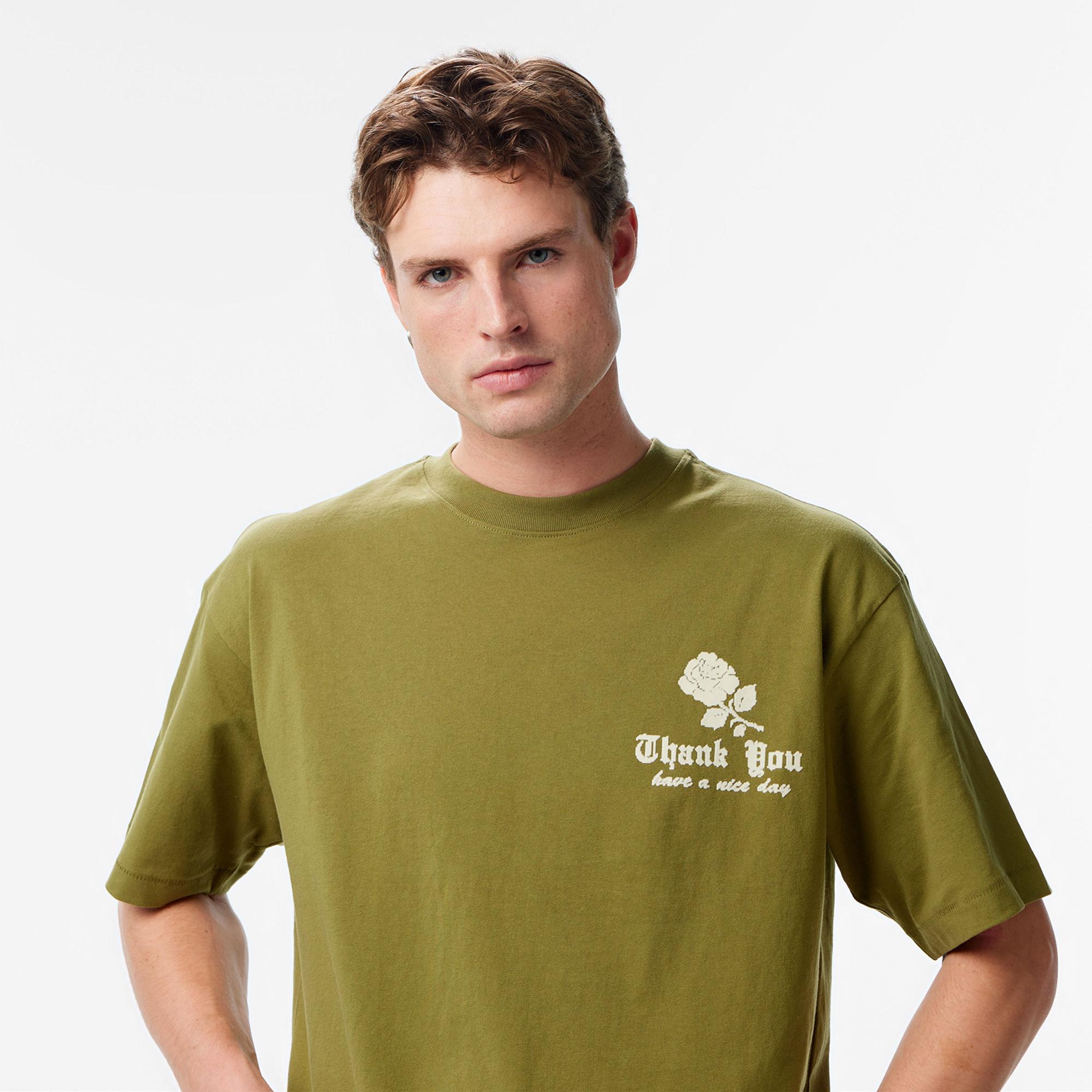 Market Thank You Needlepoint Erkek Haki T-Shirt