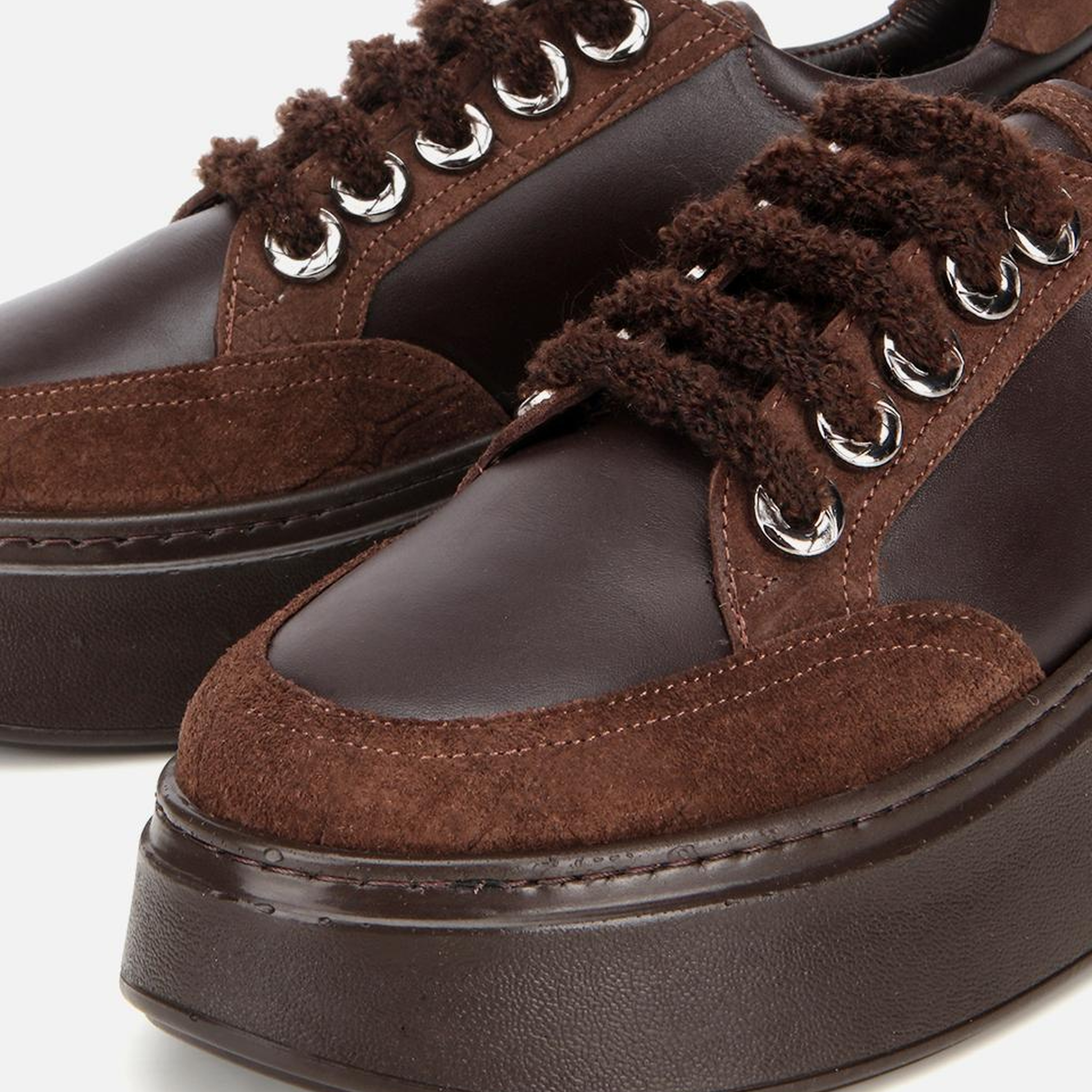 Kadın Deri Kahverengi Bağcık Detaylı Kalın Tabanlı Spor Ayakkabı