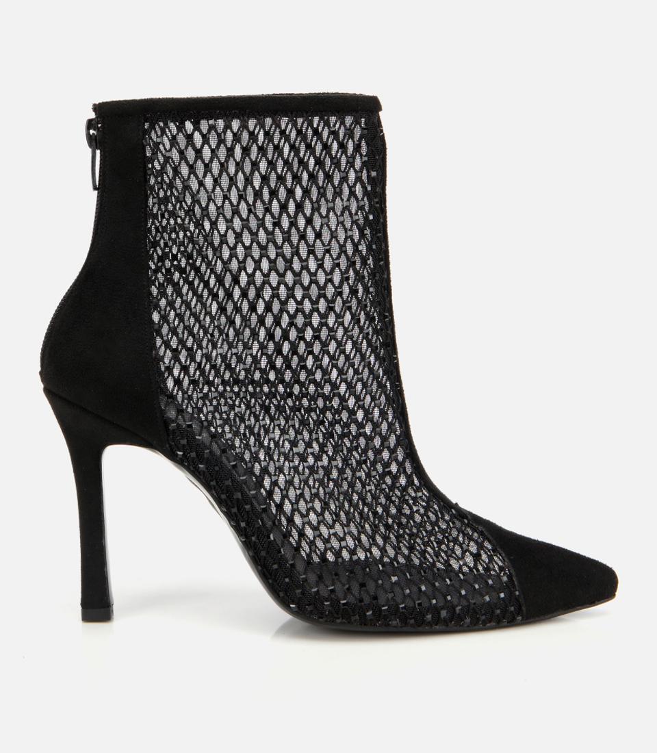 Kadın Siyah Fileli Taş Detaylı Bilekte Topuklu Bot