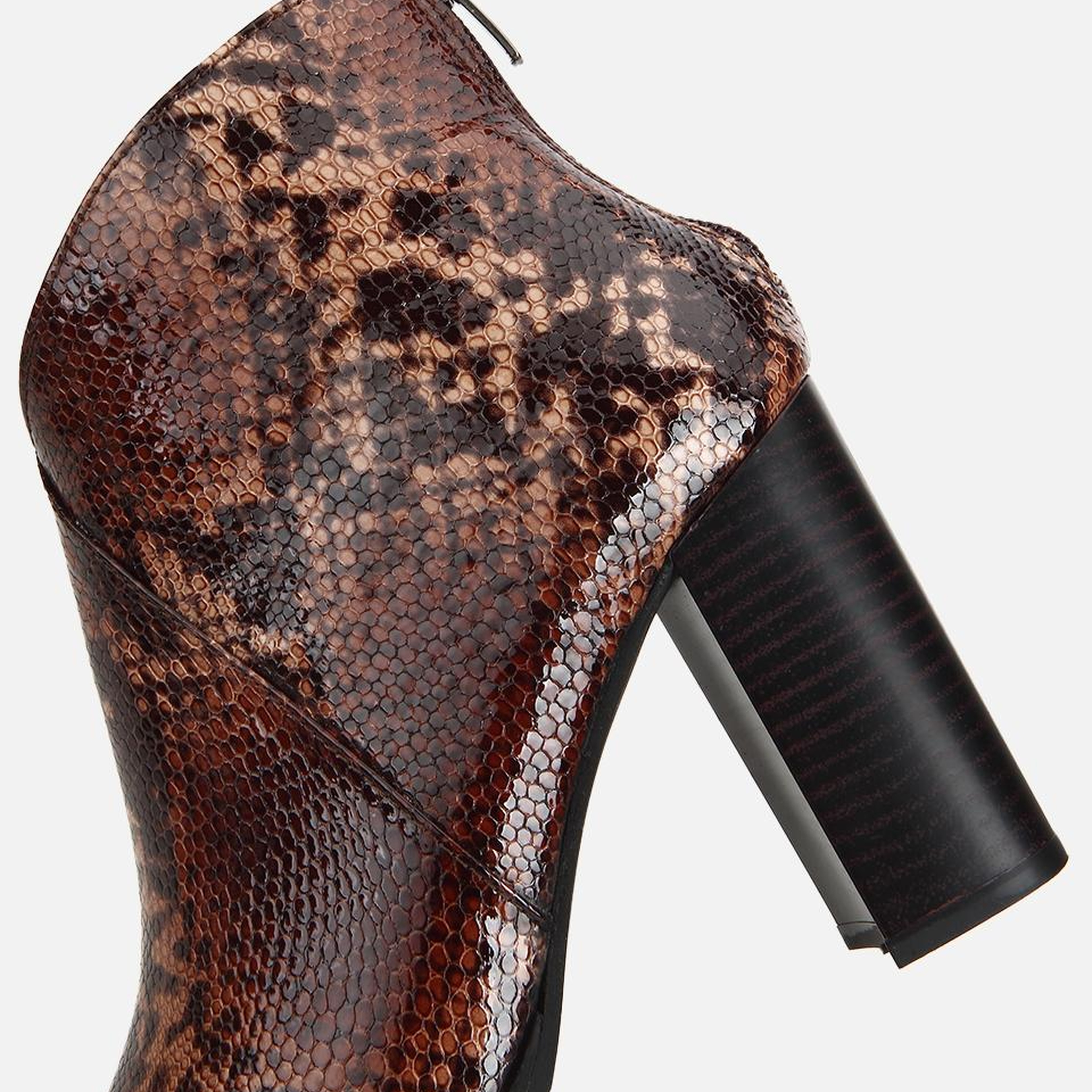 Kadın Deri Kahverengi Yılan Desenli Topuklu Bot