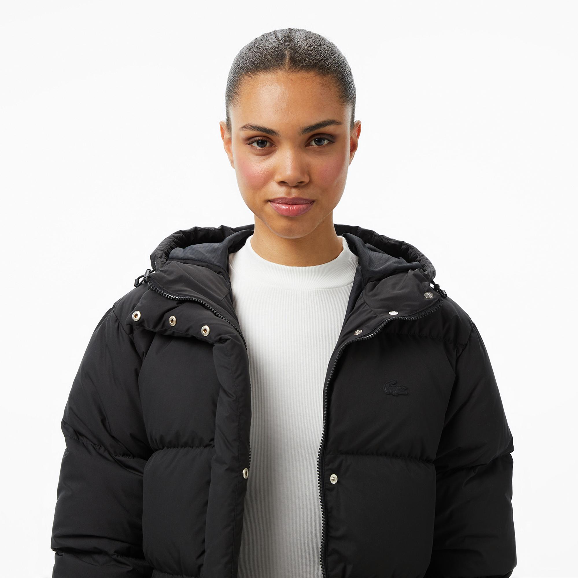 Lacoste Kadın Kapüşonlu Siyah Mont