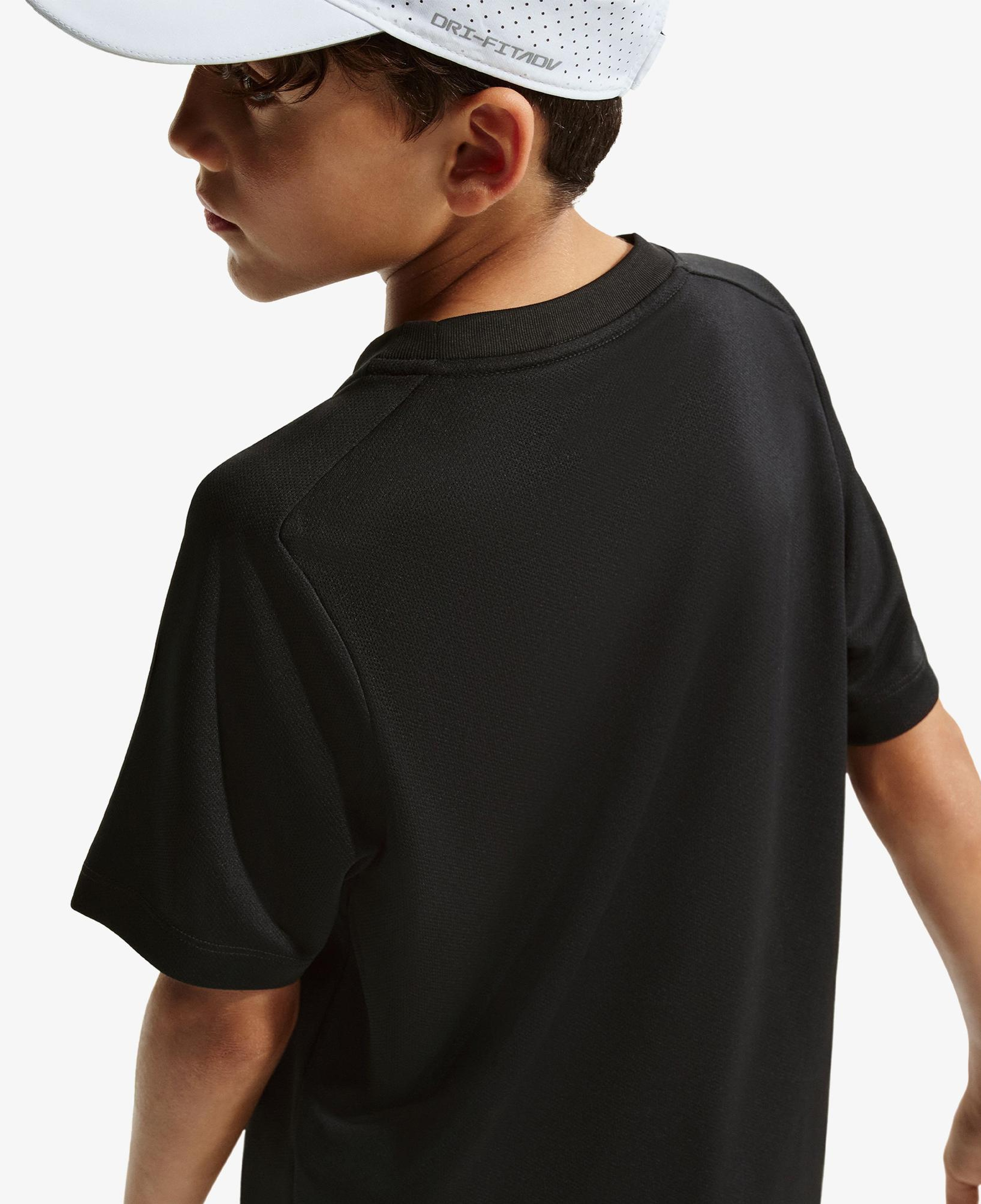 Nike Dri-Fit Multi Çocuk Siyah T-Shirt