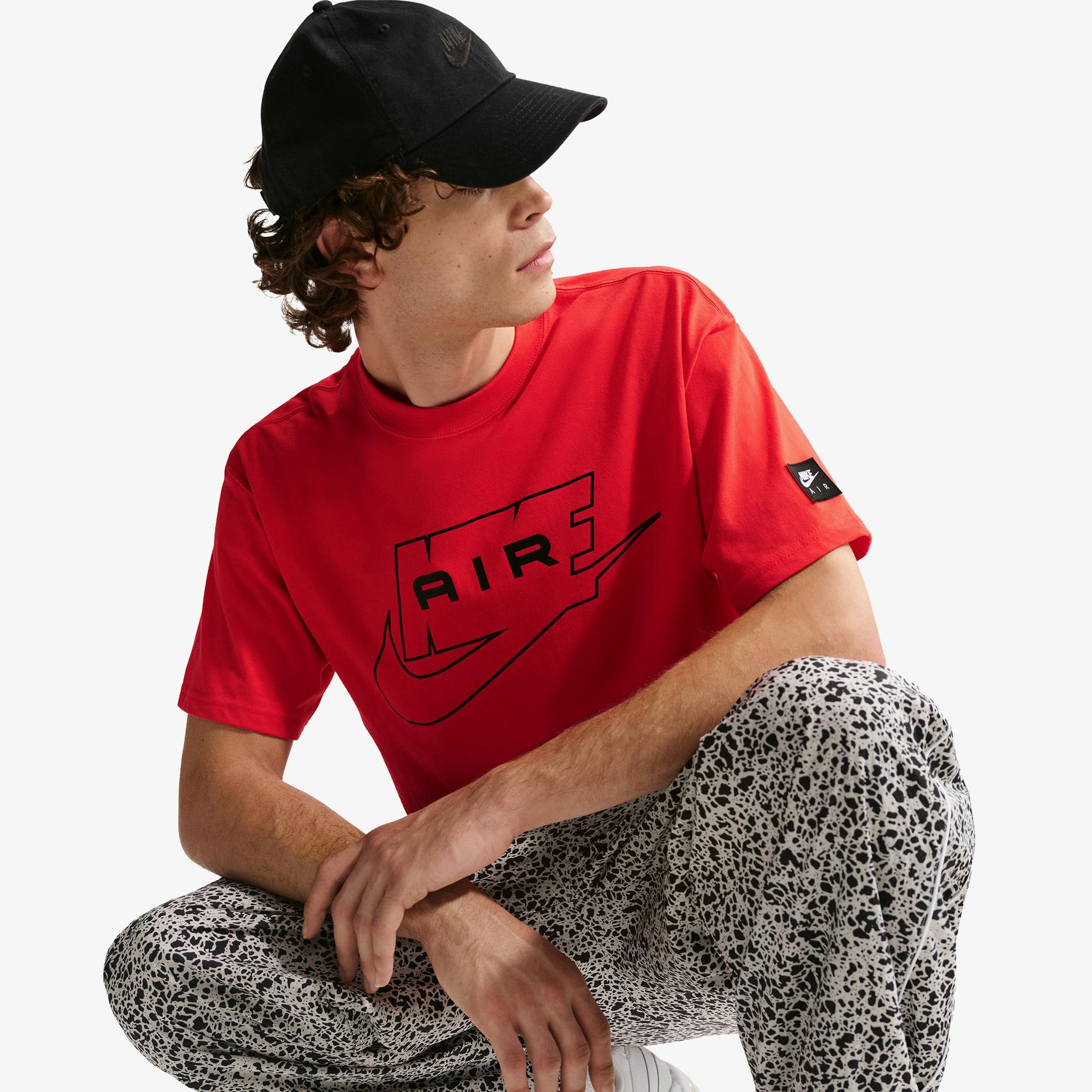 Nike Sportswear Erkek Kırmızı T-Shirt