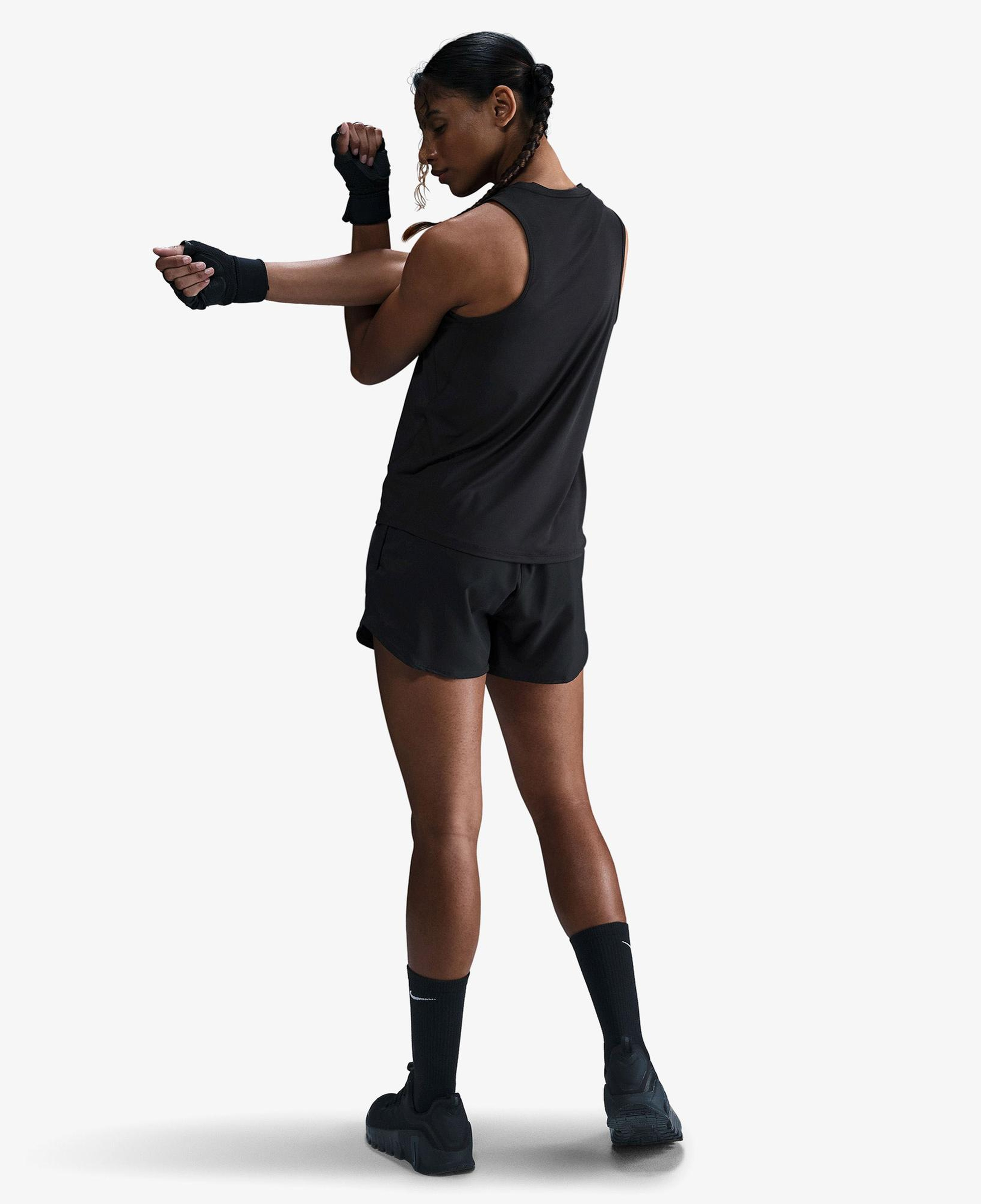 Nike One Classic Dri-Fit Kadın Siyah Kolsuz T-Shirt