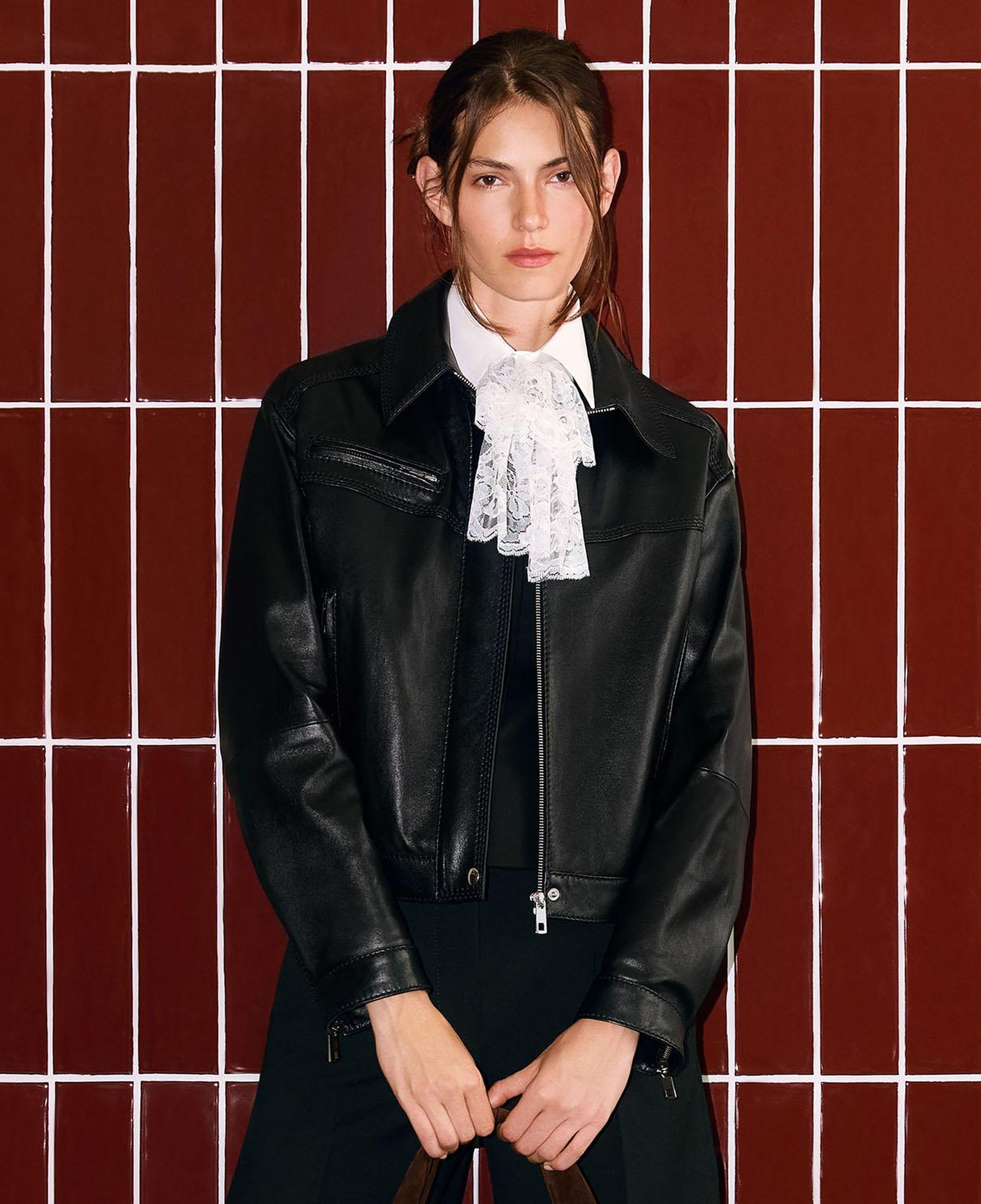 Kadın Siyah Yakalı Deri Bomber Ceket