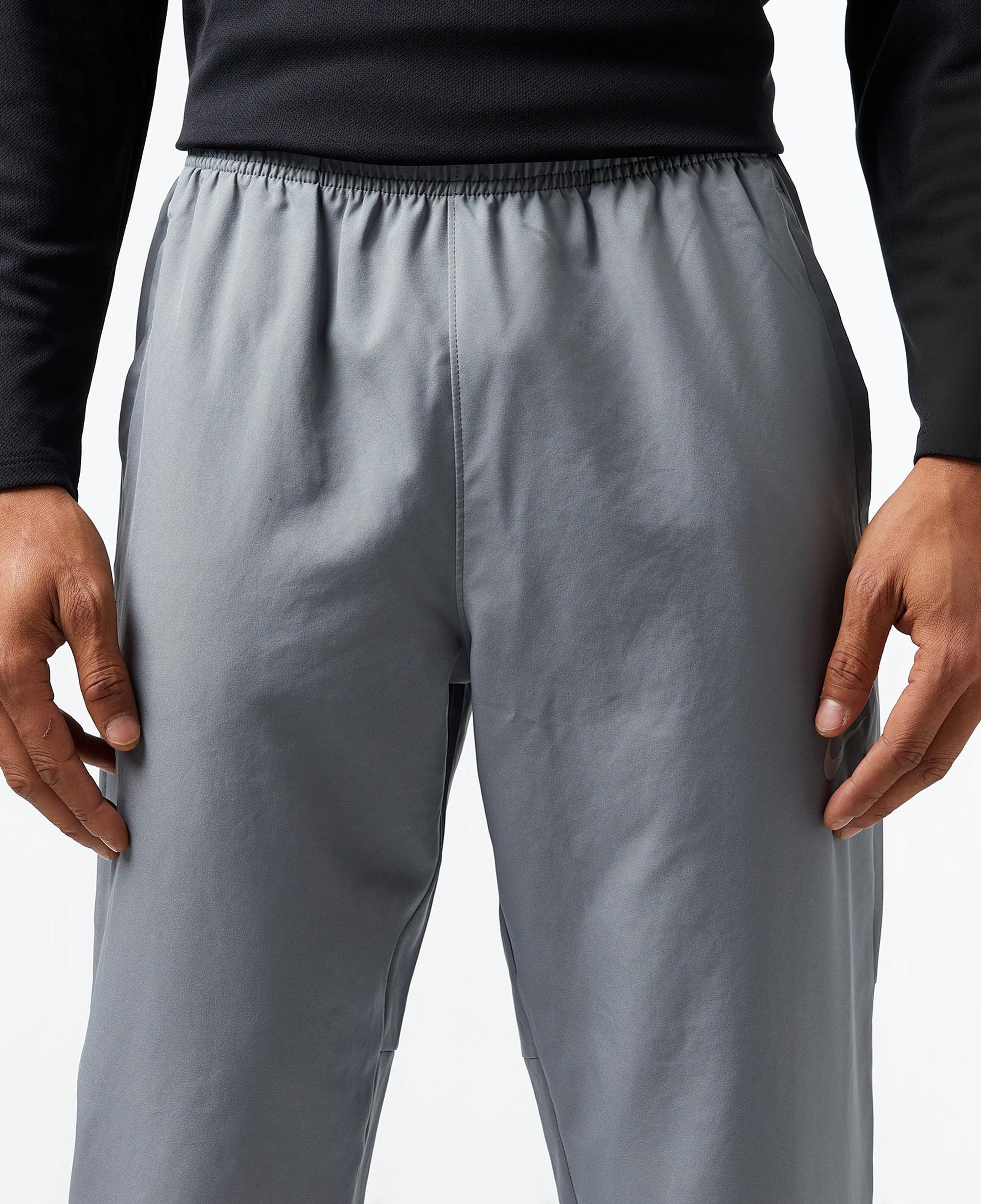 Nike Dri-Fit Challenger Woven Erkek Gri Eşofman Altı