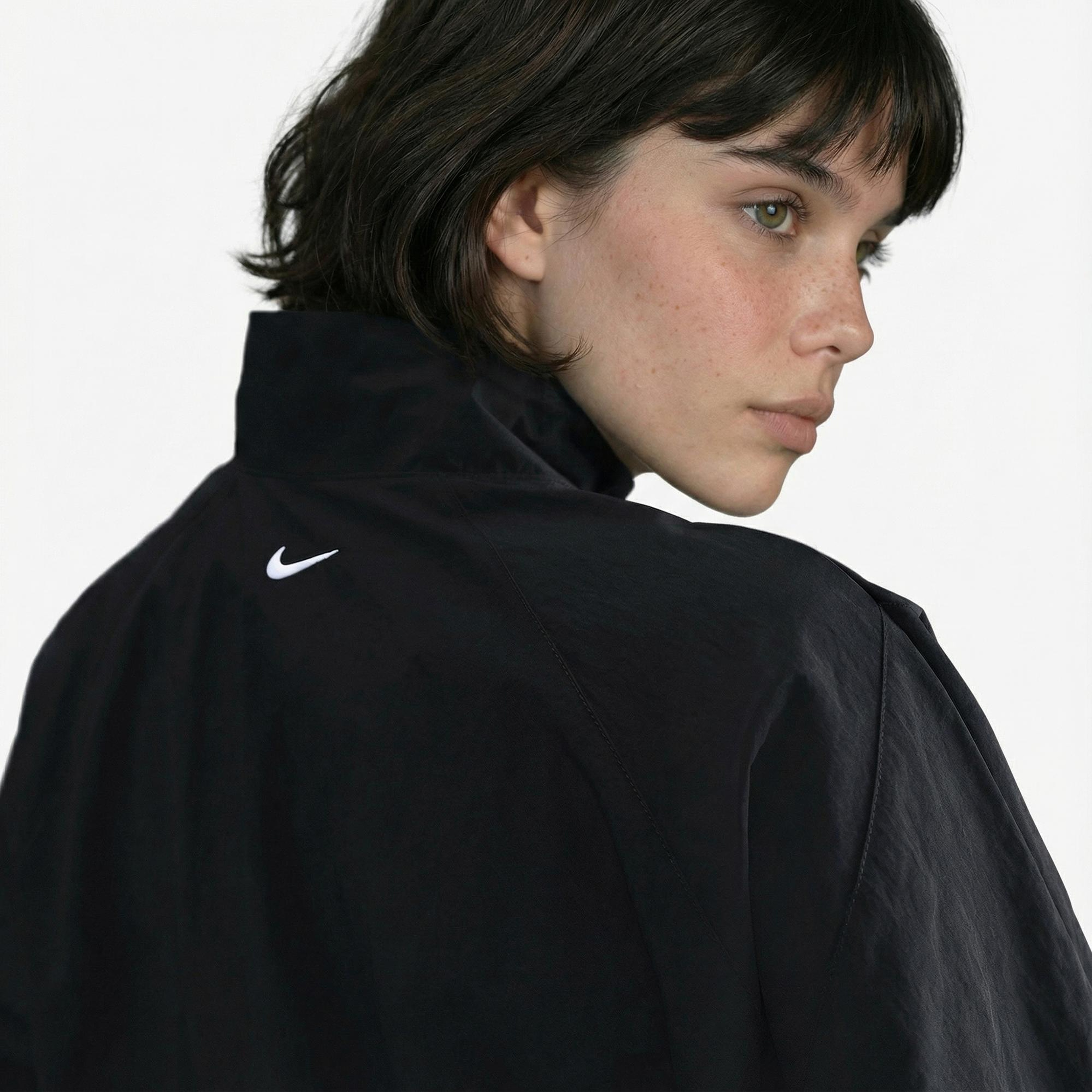 Nike Sportswear Logo Kadın Siyah Ceket