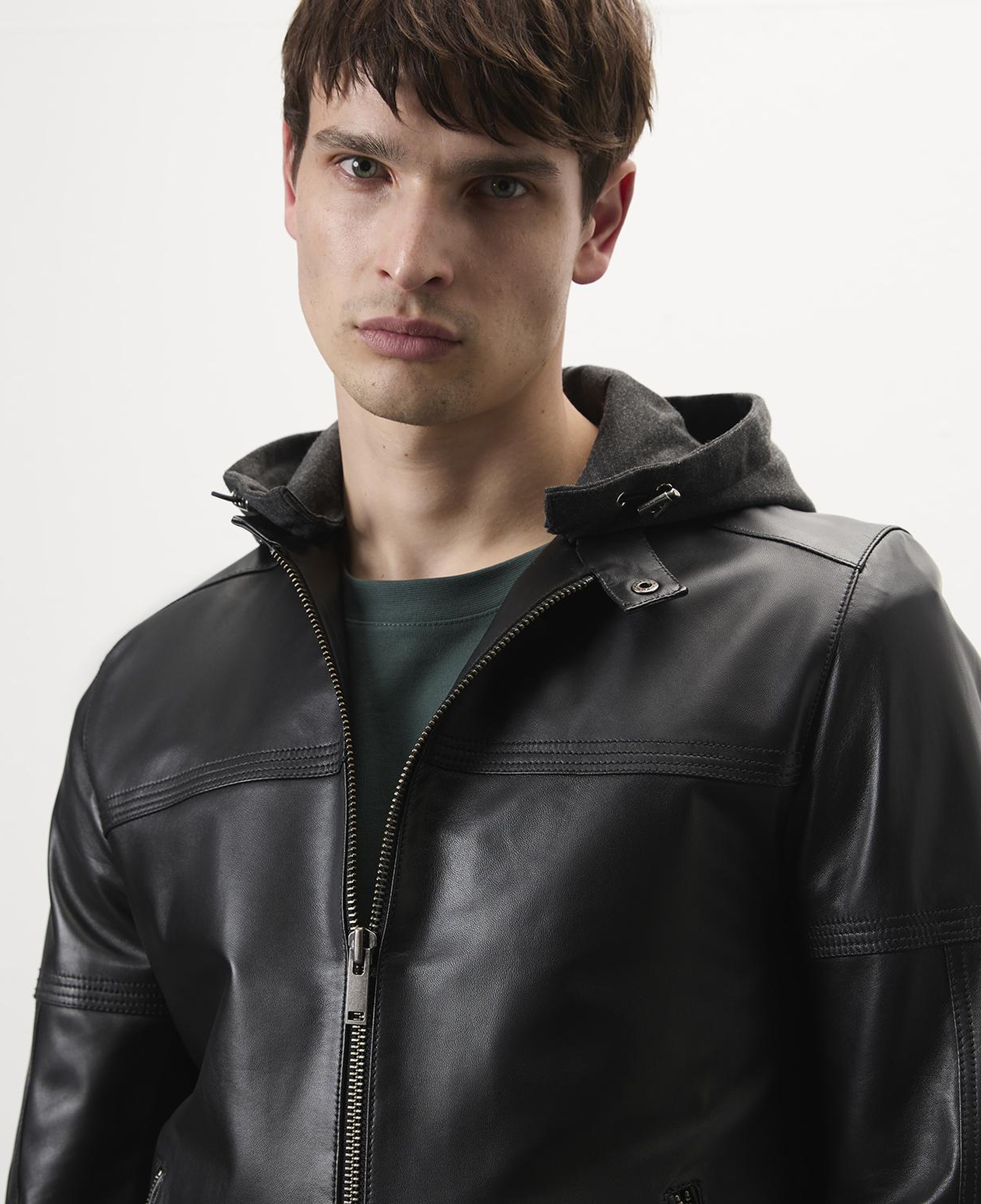 Selino Siyah Erkek Kapüşonlü Deri Mont