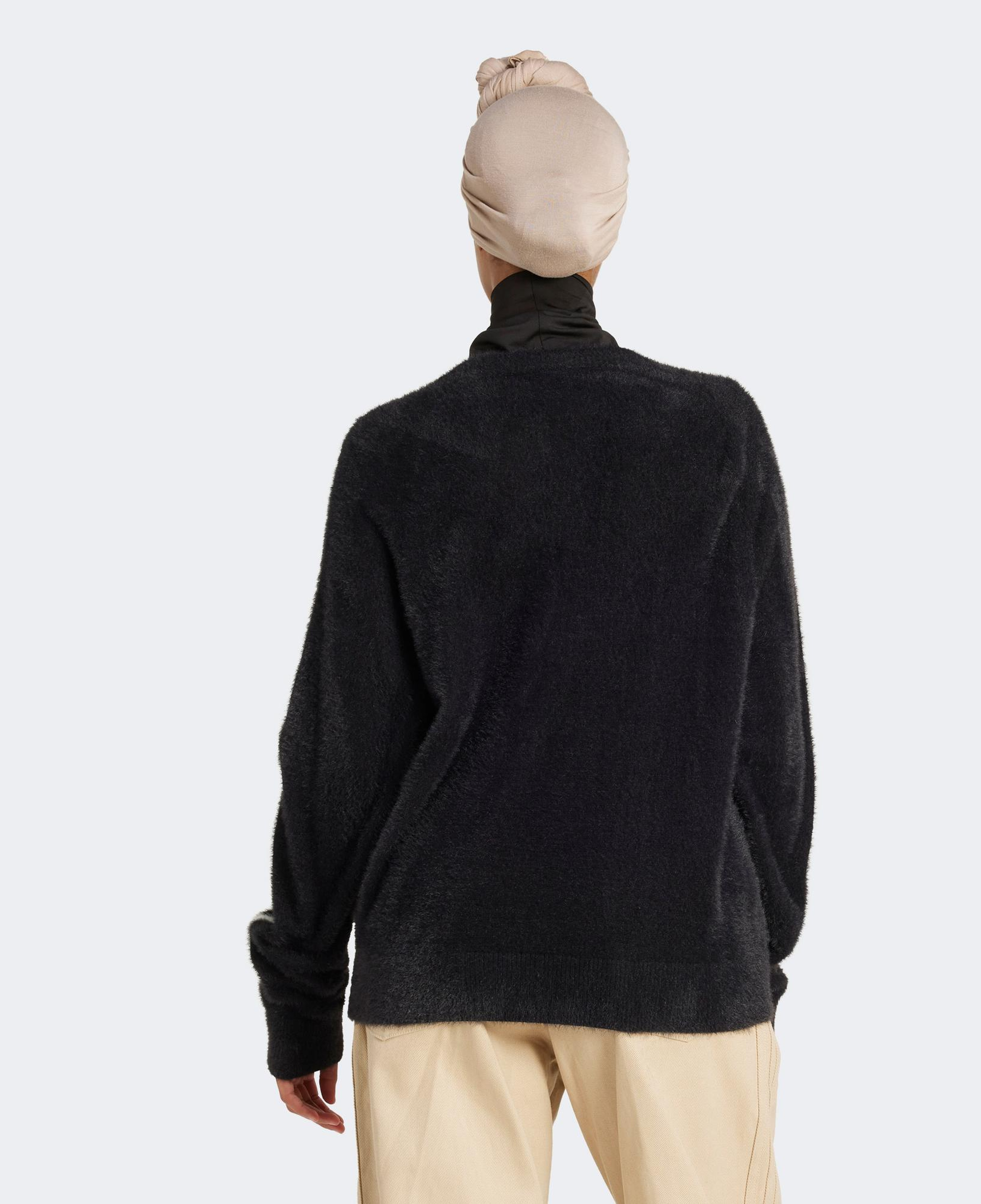 adidas Holiday Kadın Siyah Sweatshirt