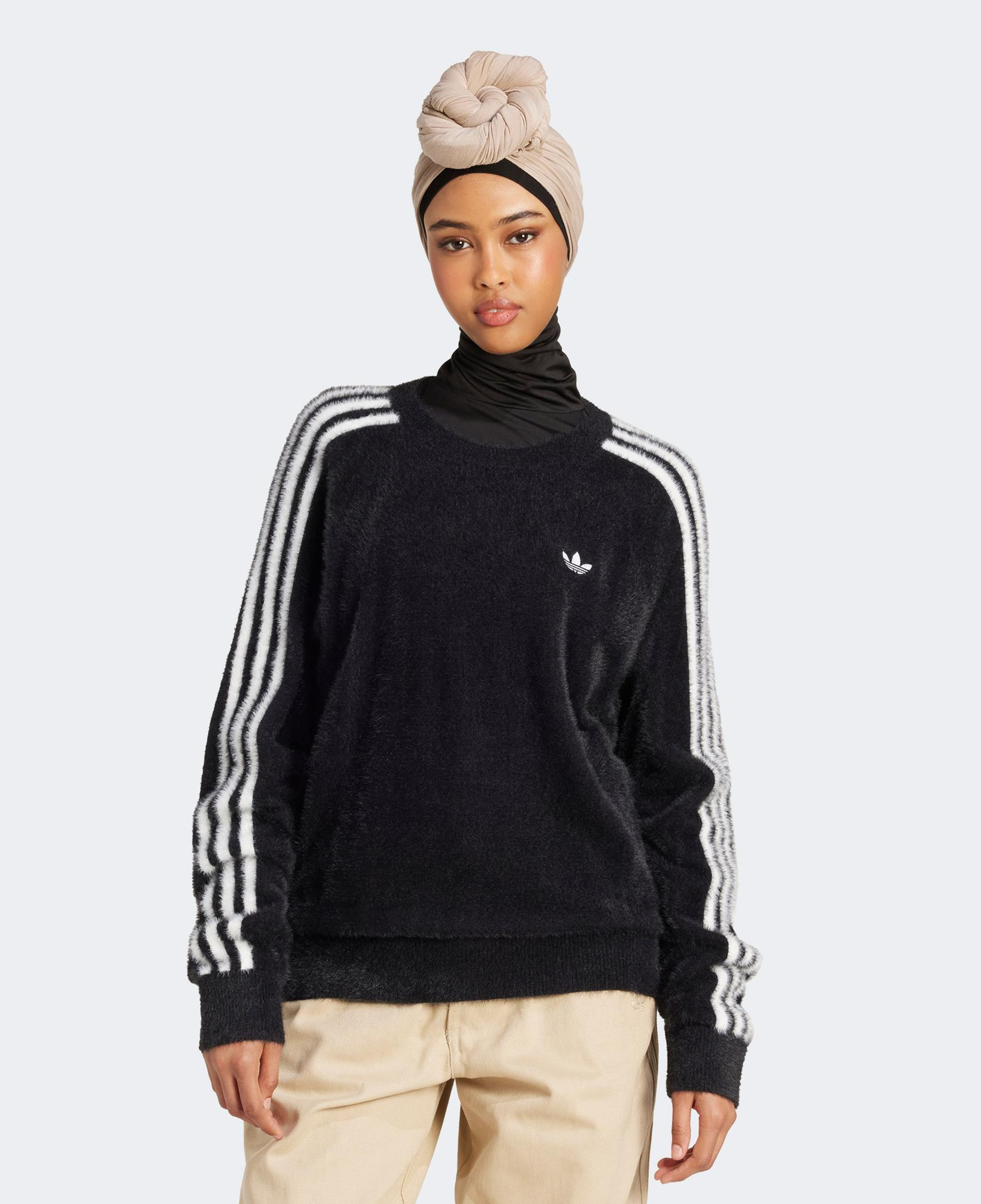 adidas Holiday Kadın Siyah Sweatshirt
