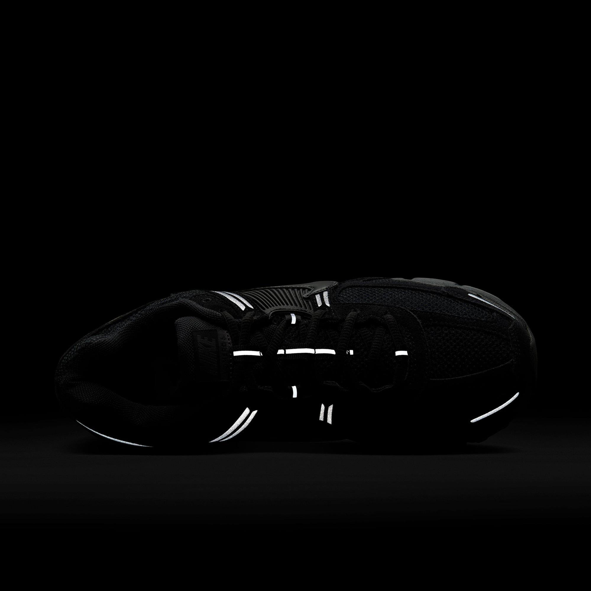 Nike Zoom Vomero 5 Erkek Siyah Spor Ayakkabı