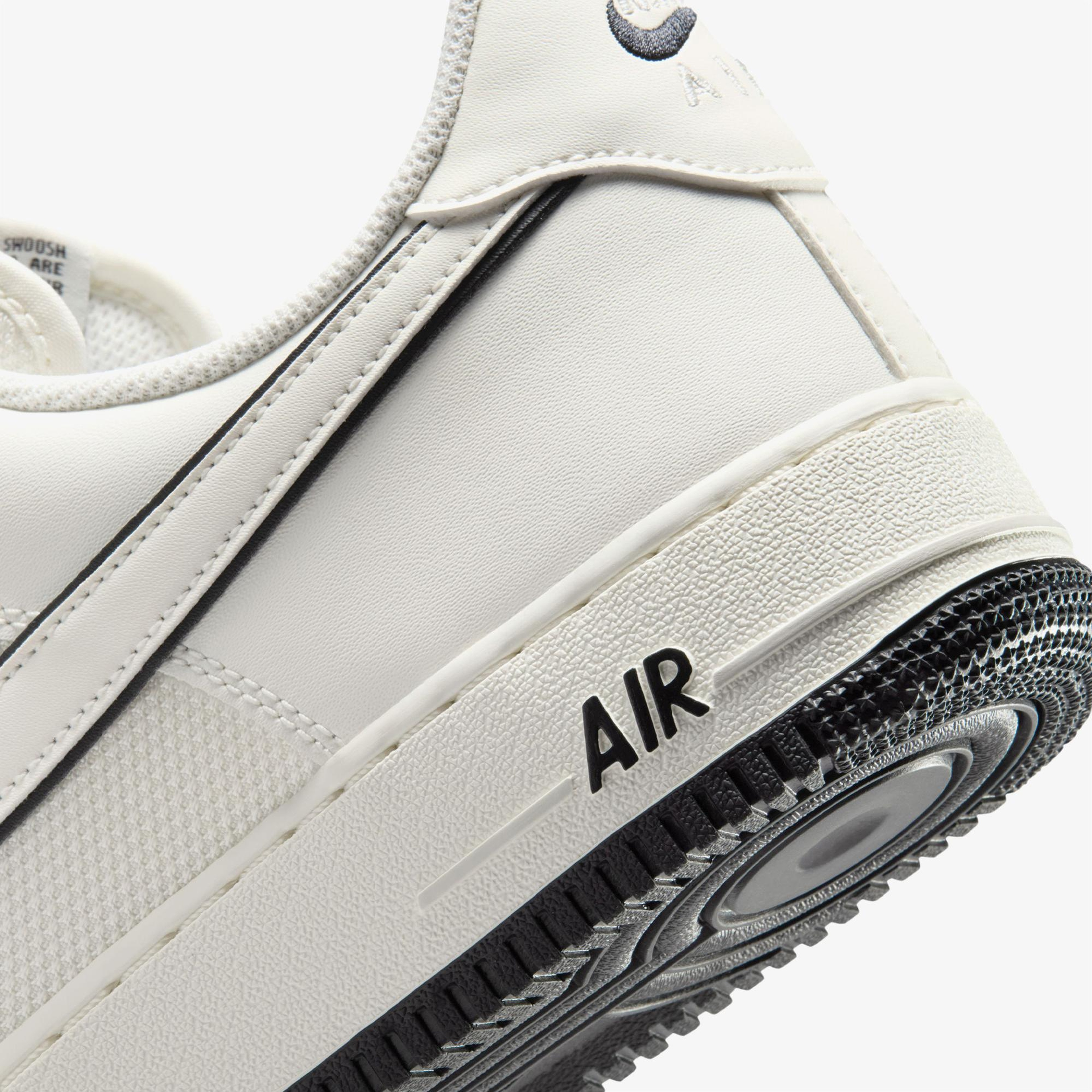 Nike Air Force 1 '07 Erkek Krem Rengi Spor Ayakkabı