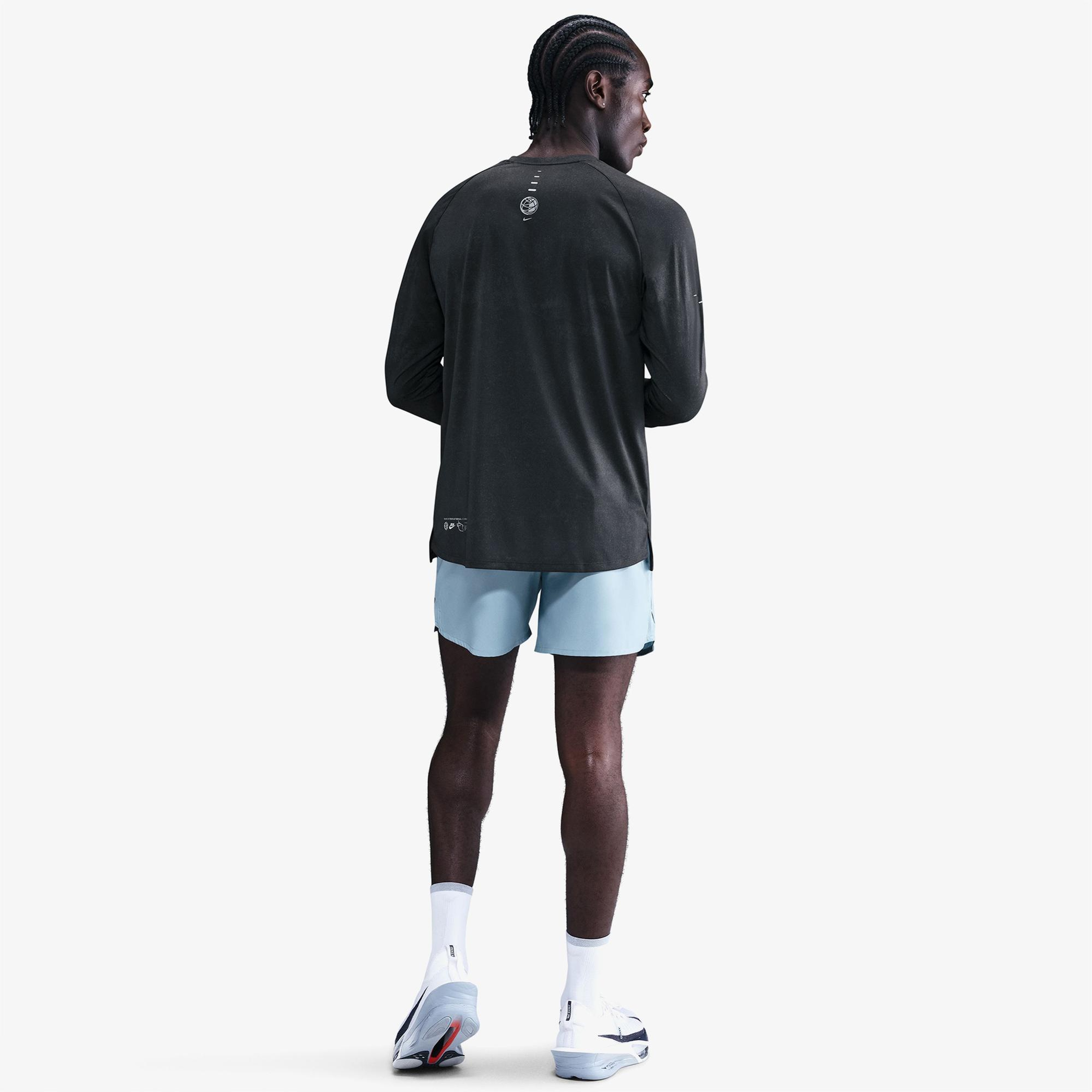 Nike Dri-Fit Stride Erkek Siyah Uzun Kollu T-Shirt