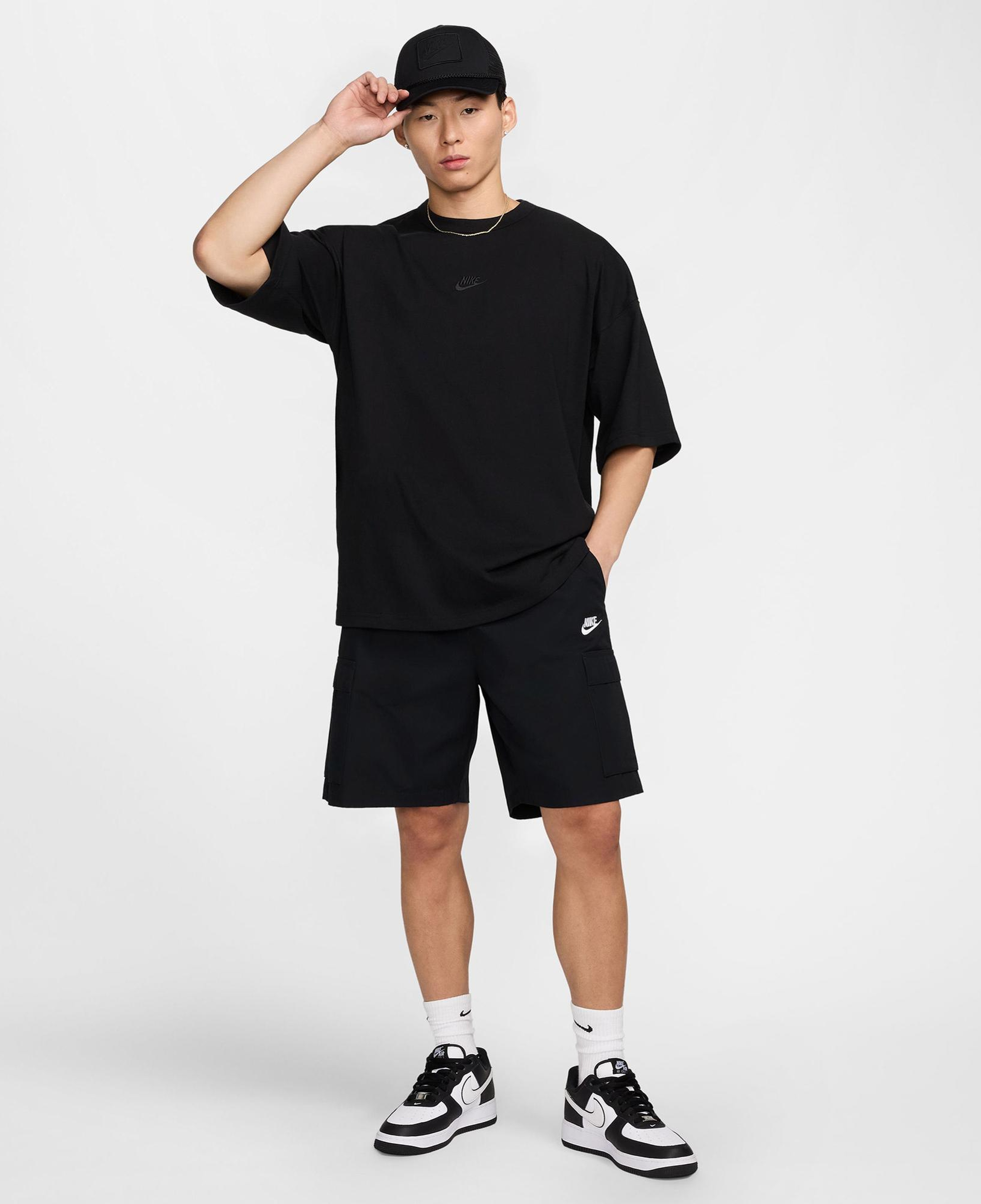 Nike Sportswear Premium Essentials Erkek Siyah T-Shirt