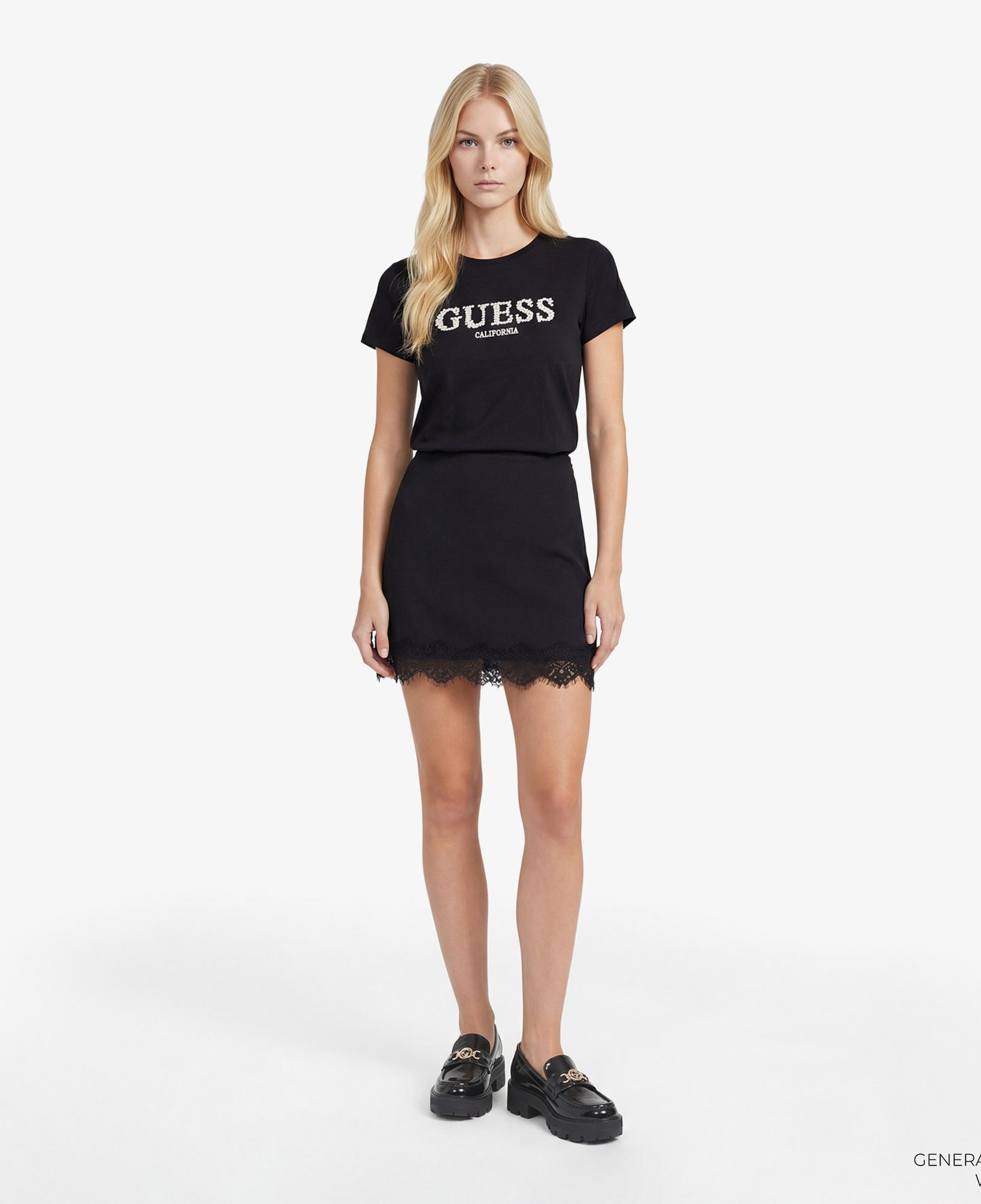 Guess Giuditta Aktif Regular Fit Kadın Siyah T-Shirt