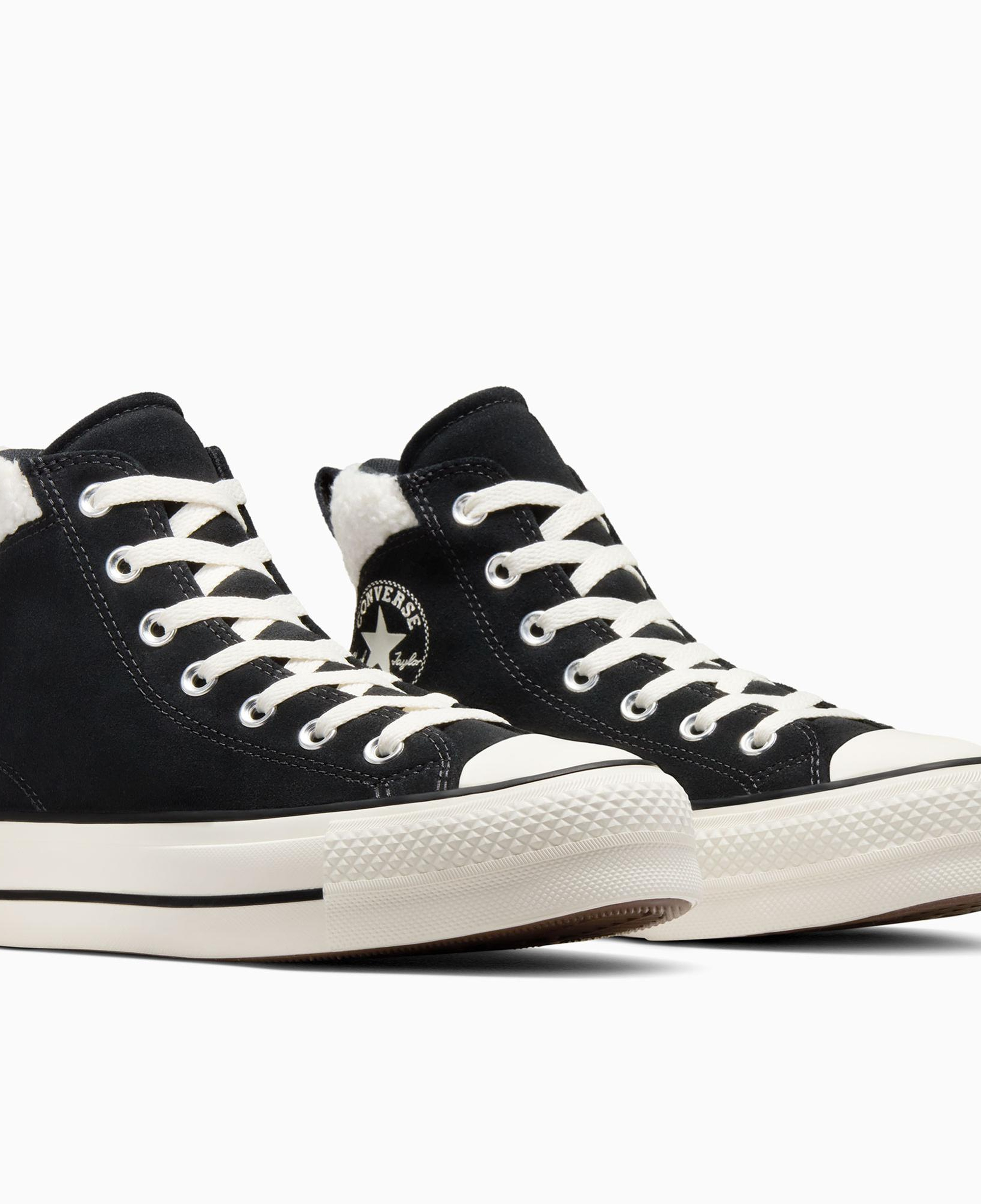 Converse Chuck Taylor All Star Puff Lift Kadın Siyah Süet Sneaker