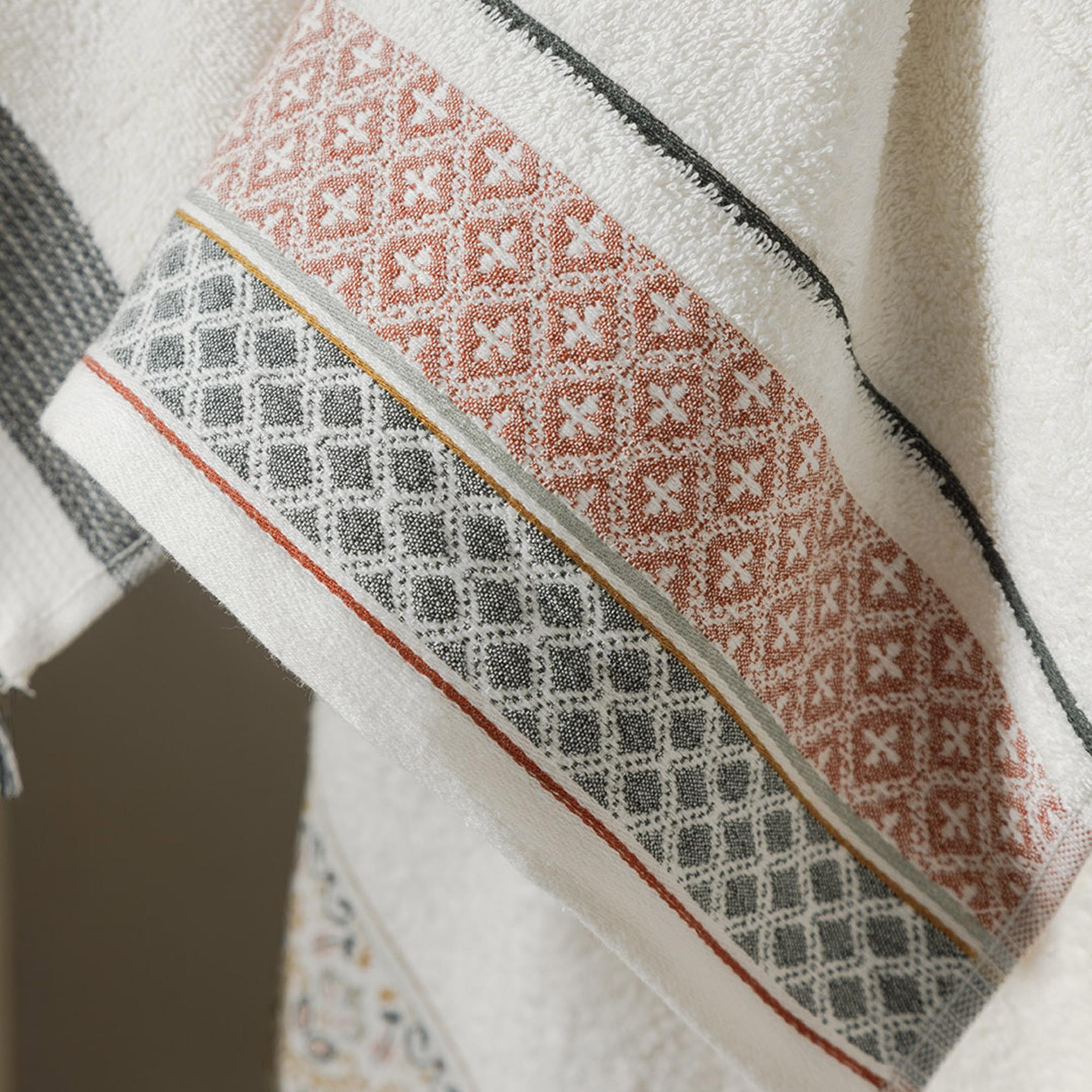 CARMEN YÜZ HAVLUSU 50X80