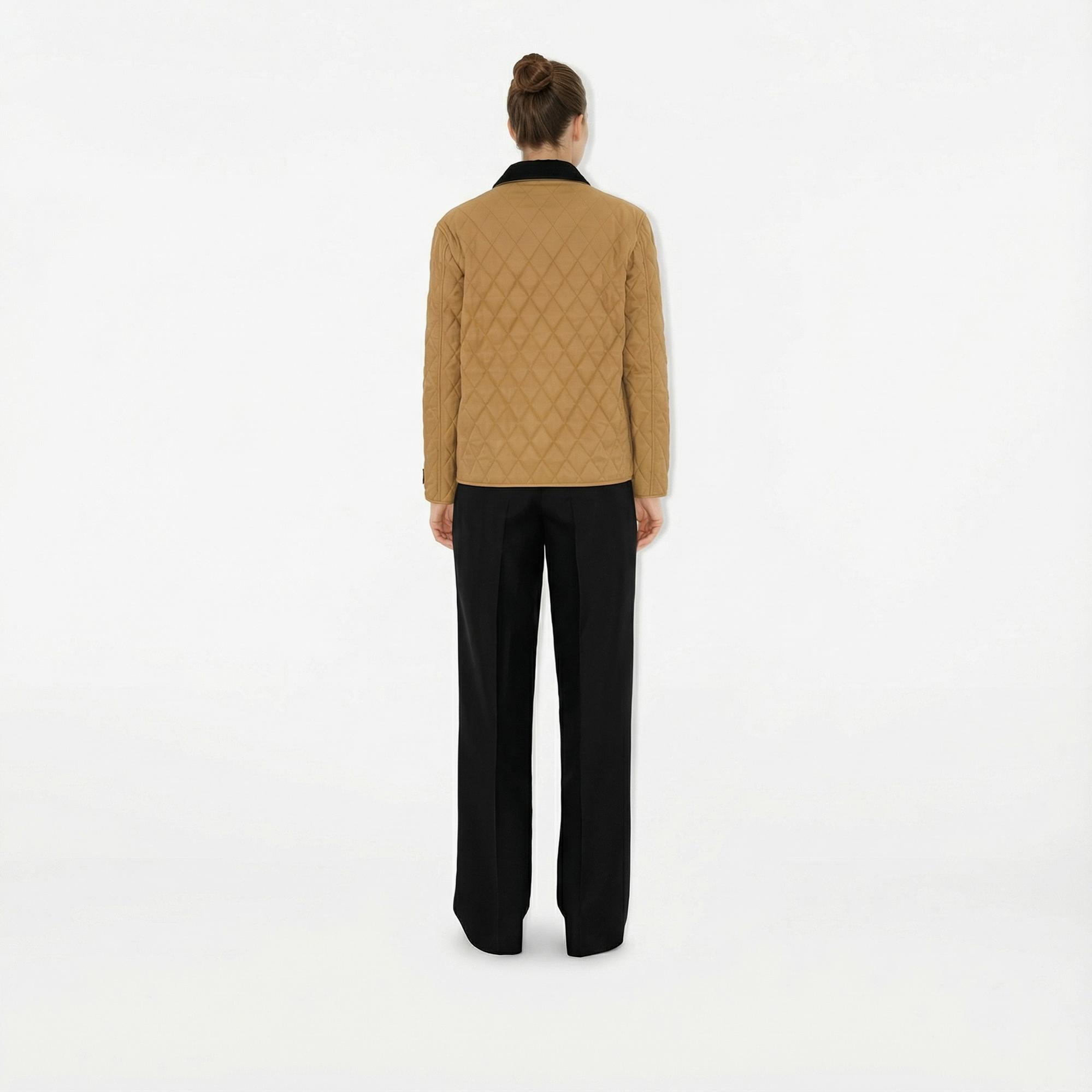 Burberry Dranefeld Kadın Bej Mont