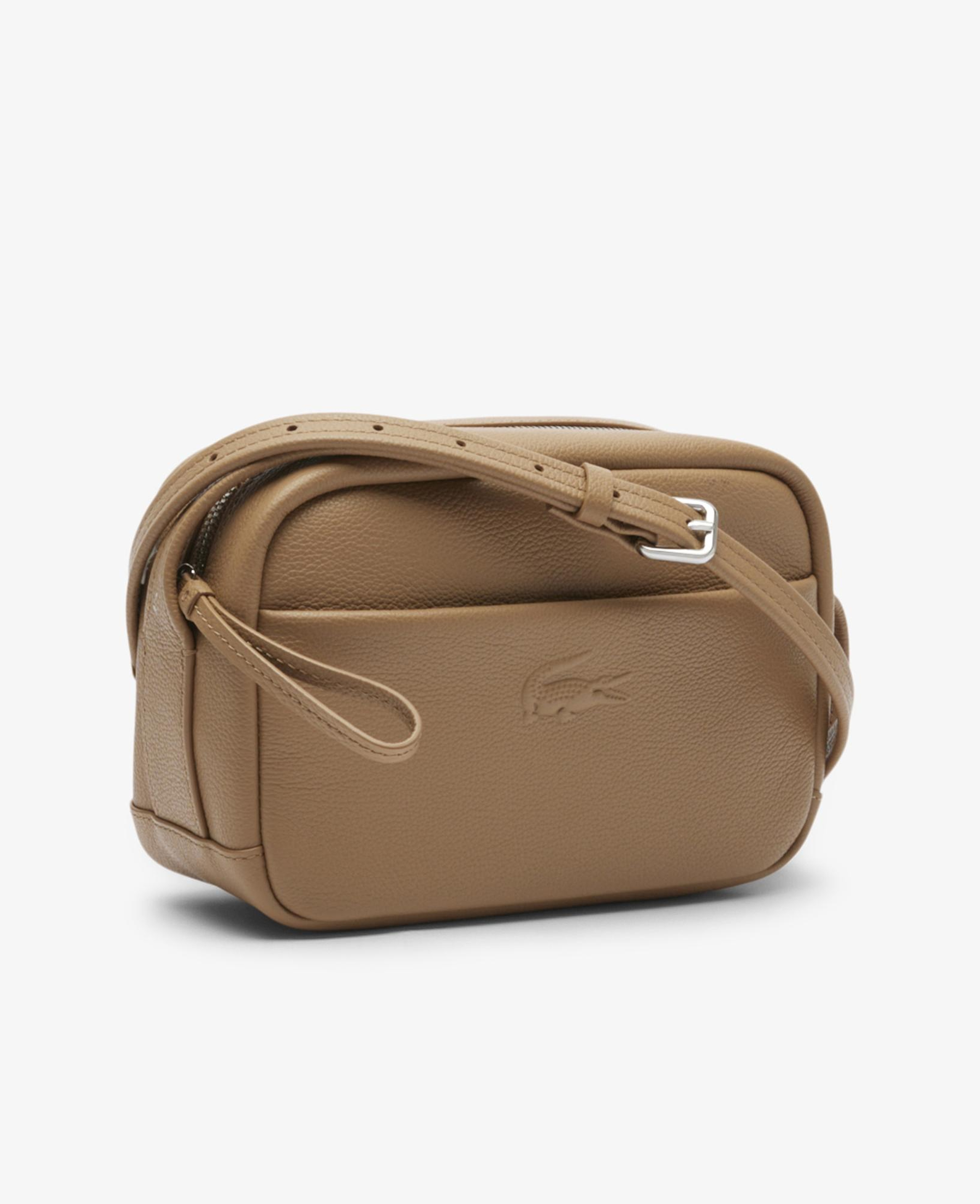 Lacoste City Court Kadın Deri Kahverengi Postacı Çantası