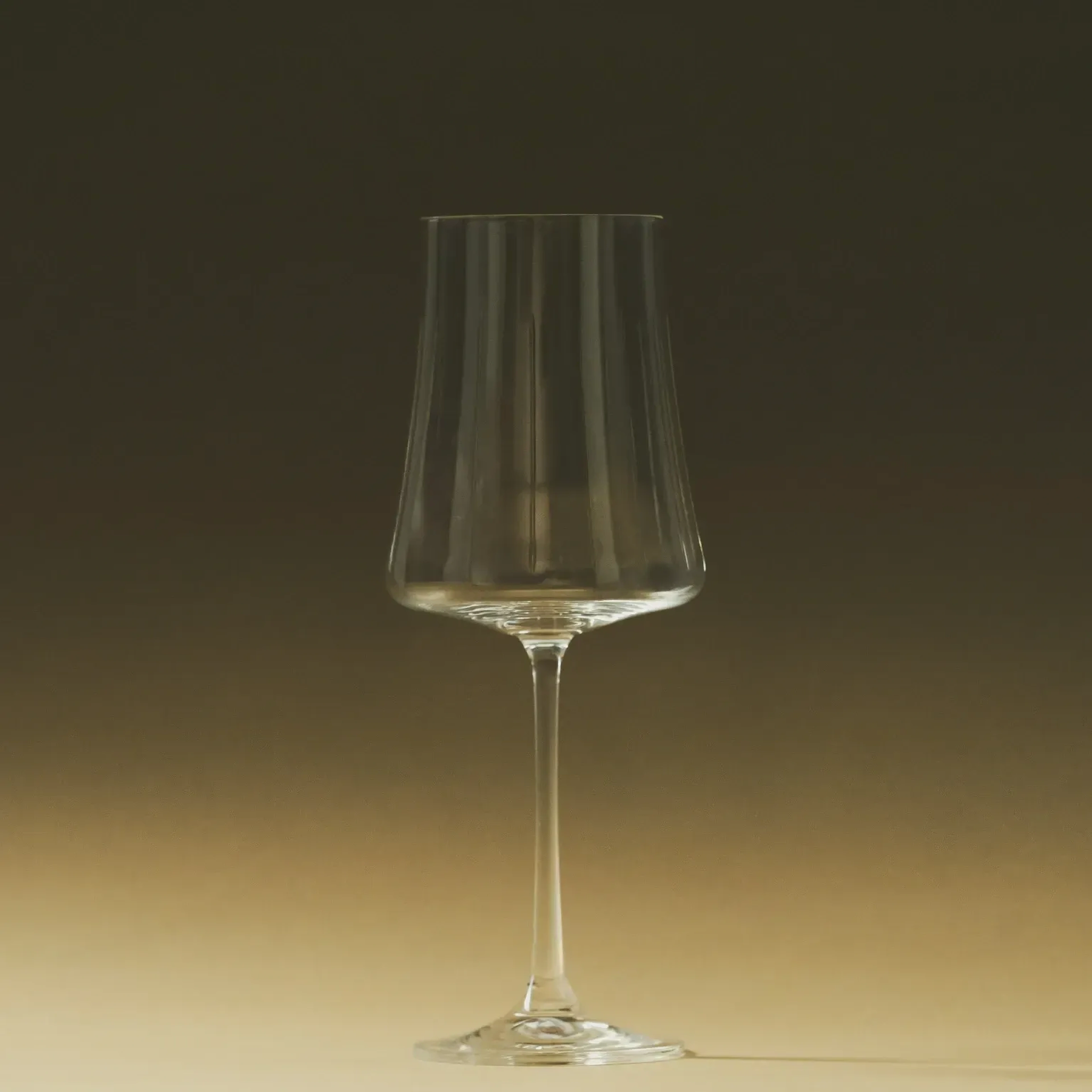 Moena Kristal Beyaz Şarap Kadehi 360 cc