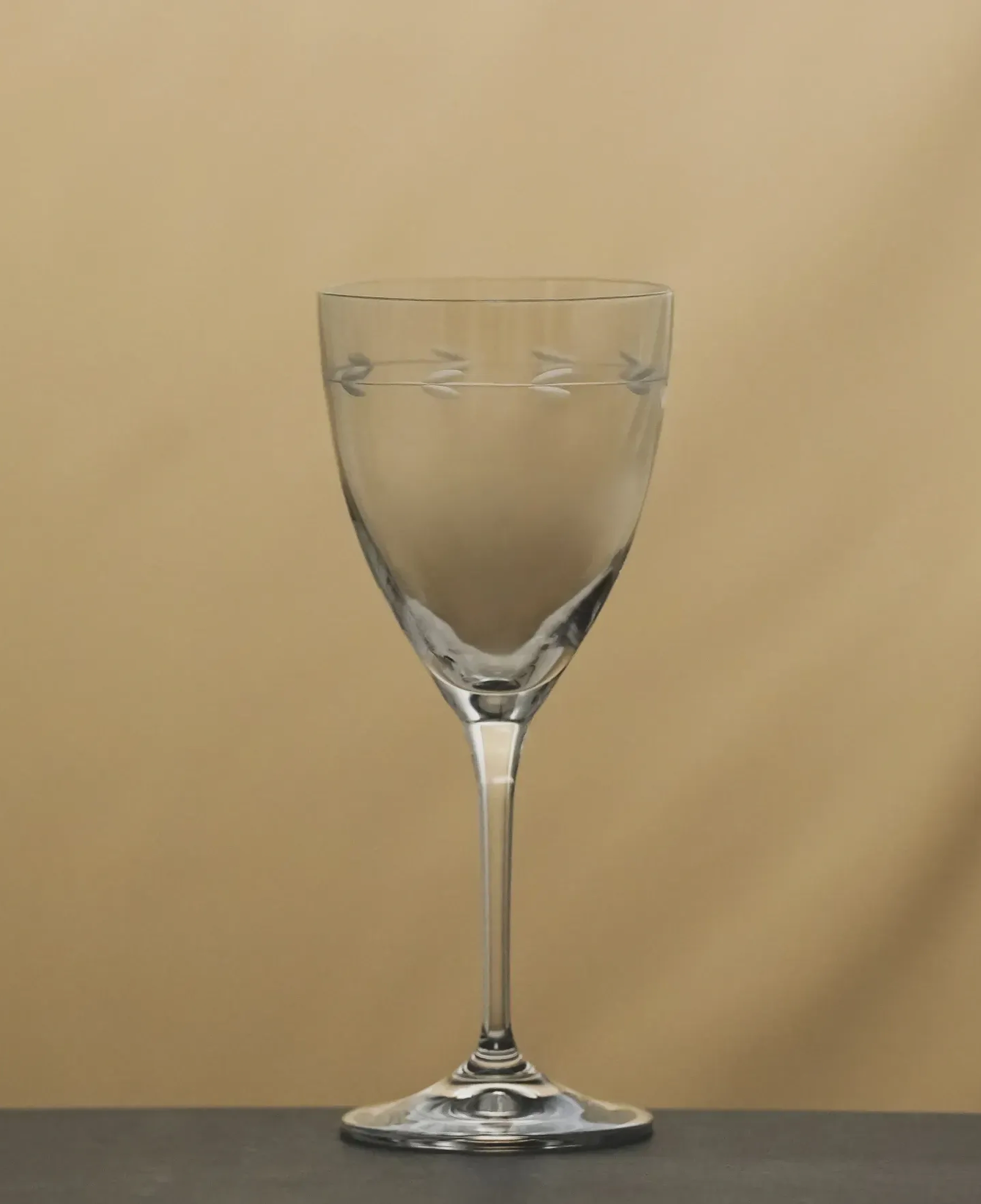 Rythym Kristal Beyaz Şarap Kadehi 250 cc