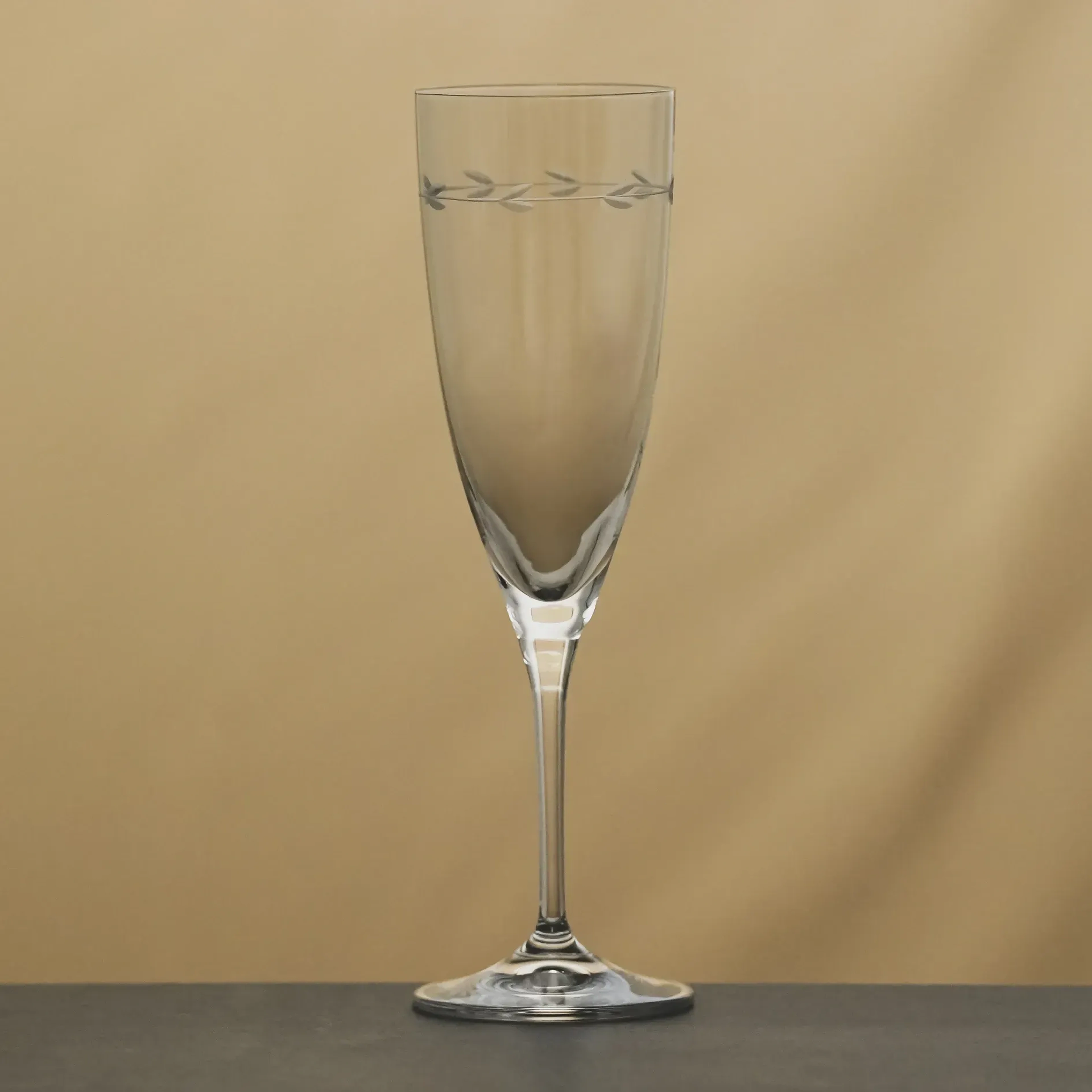 Rythym Kristal Şampanya Kadehi 210 cc