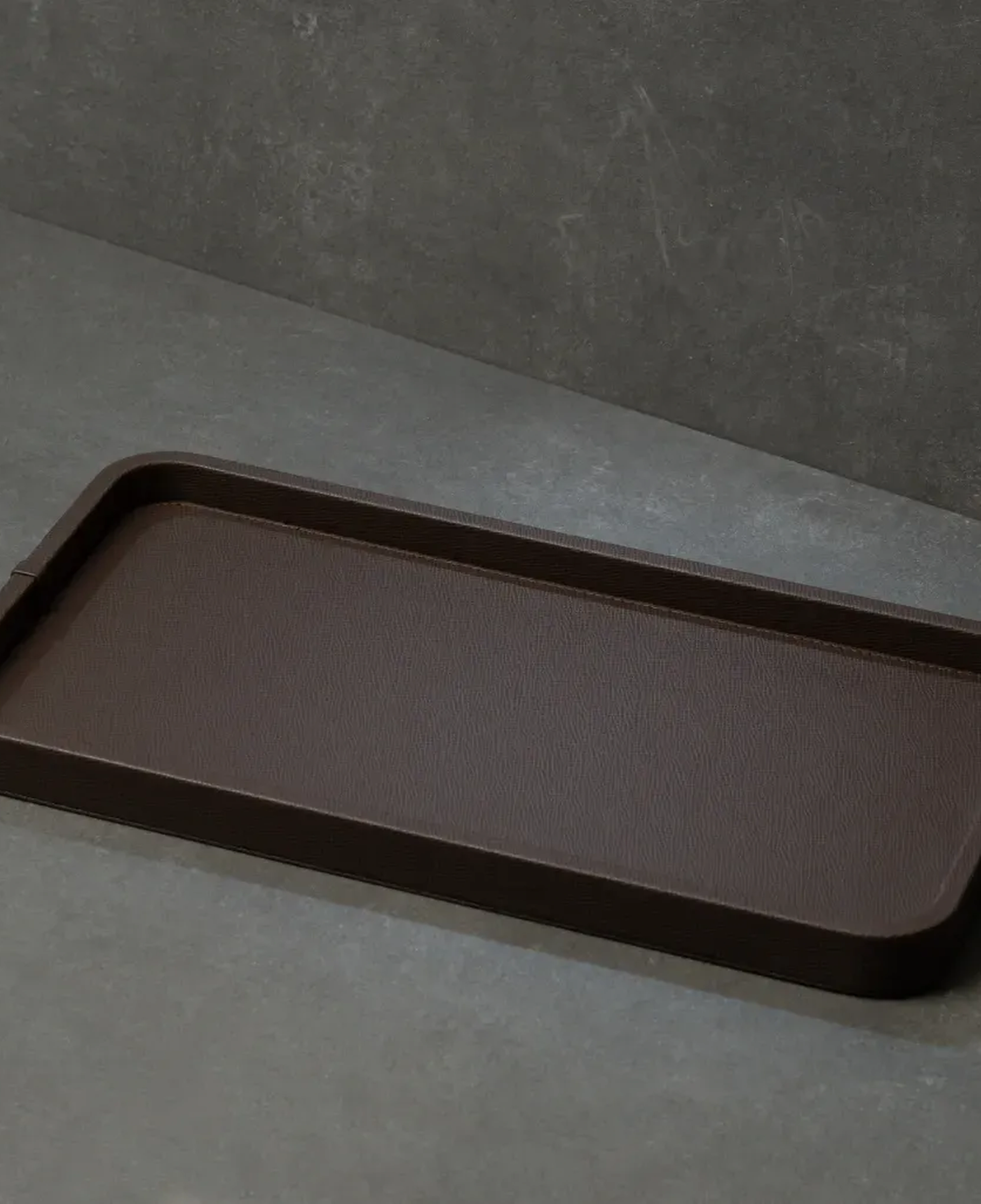 Qua Home Marta Dekoratif Deri Tepsi Koyu Kahverengi 50x27x3 cm