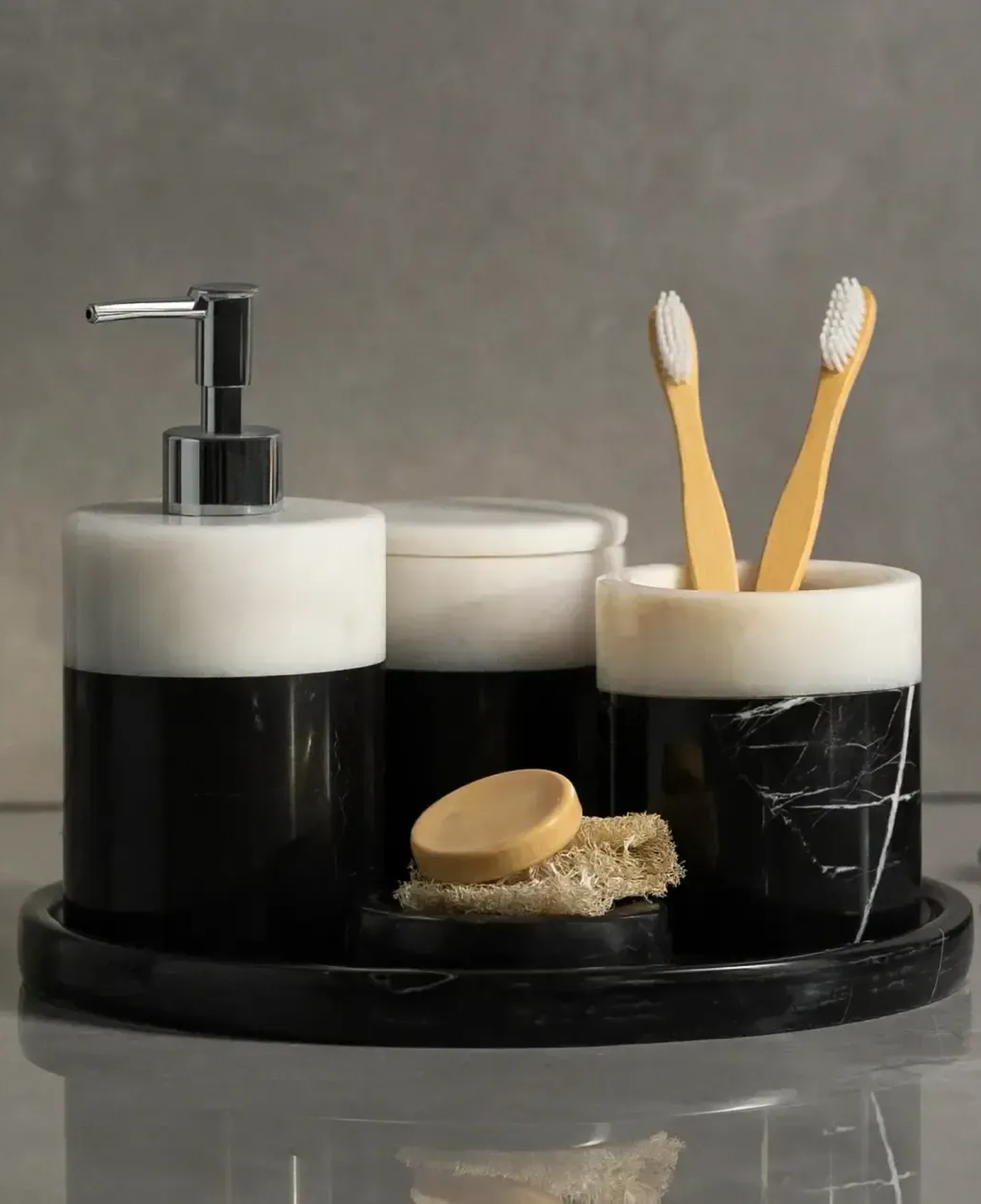 Qua Home Rizz Mermer 5' li Banyo Seti Siyah Beyaz