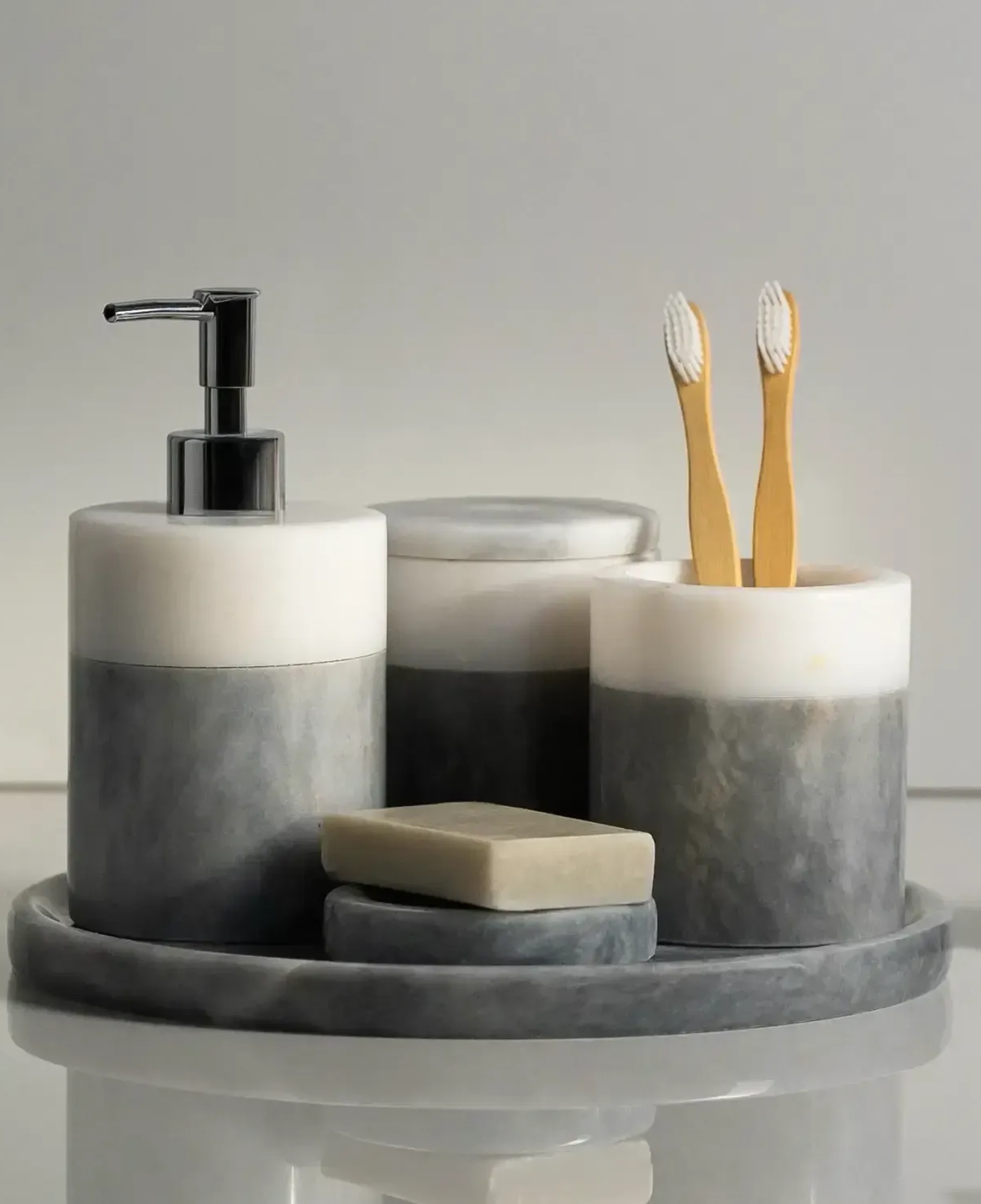 Qua Home Rizz Mermer 5' li Banyo Seti Gri Beyaz