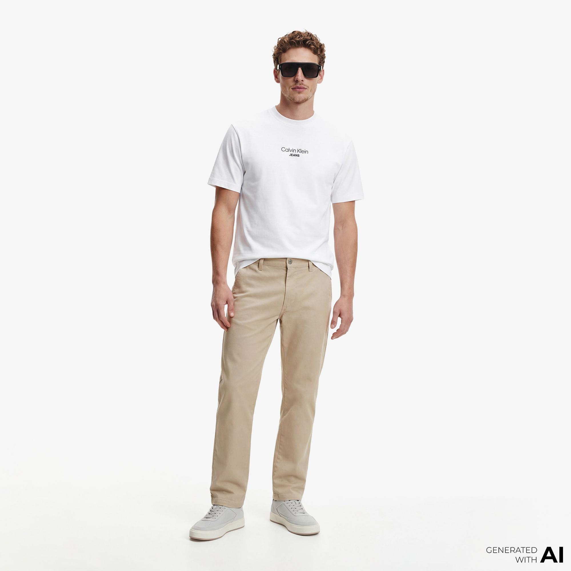 Calvin Klein Relaxed Fit Graphic  Erkek Beyaz T-Shirt