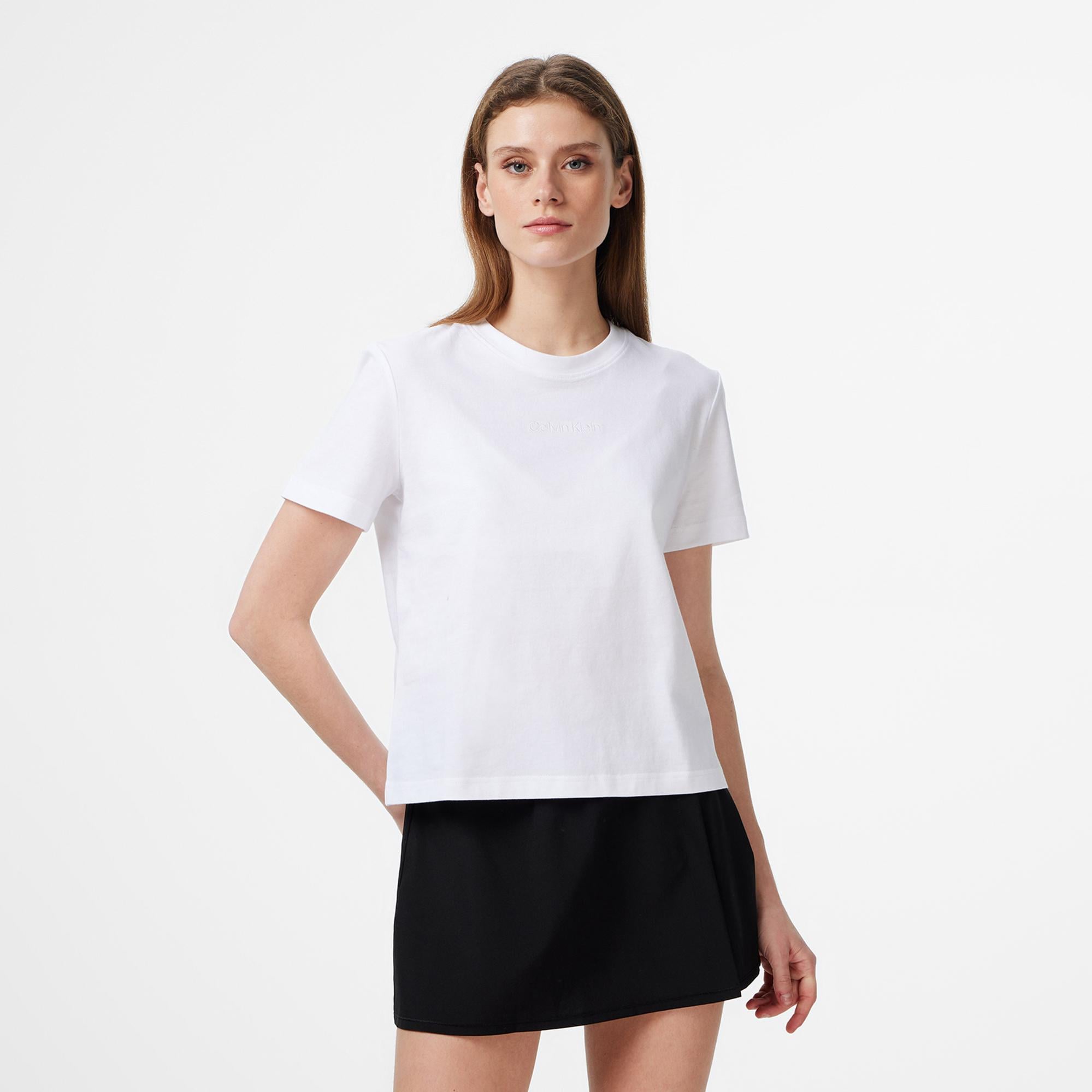 Calvin Klein Classic 20S Logo Grap Kadın Beyaz T-Shirt