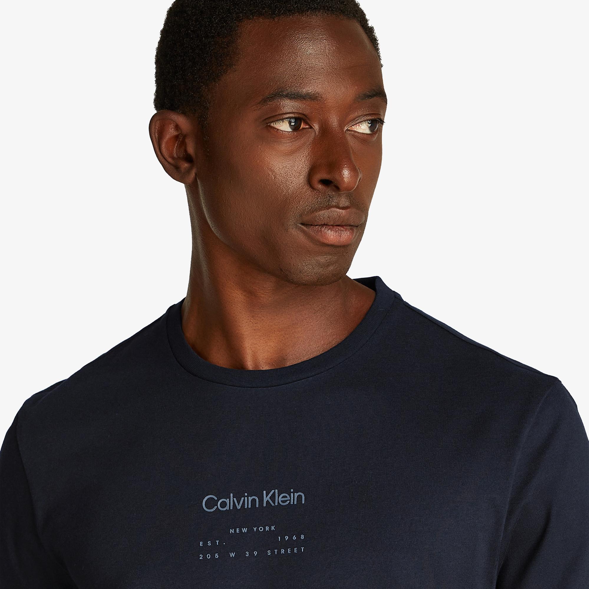 Calvin Klein Raised Editorial Logo Erkek Siyah T-Shirt