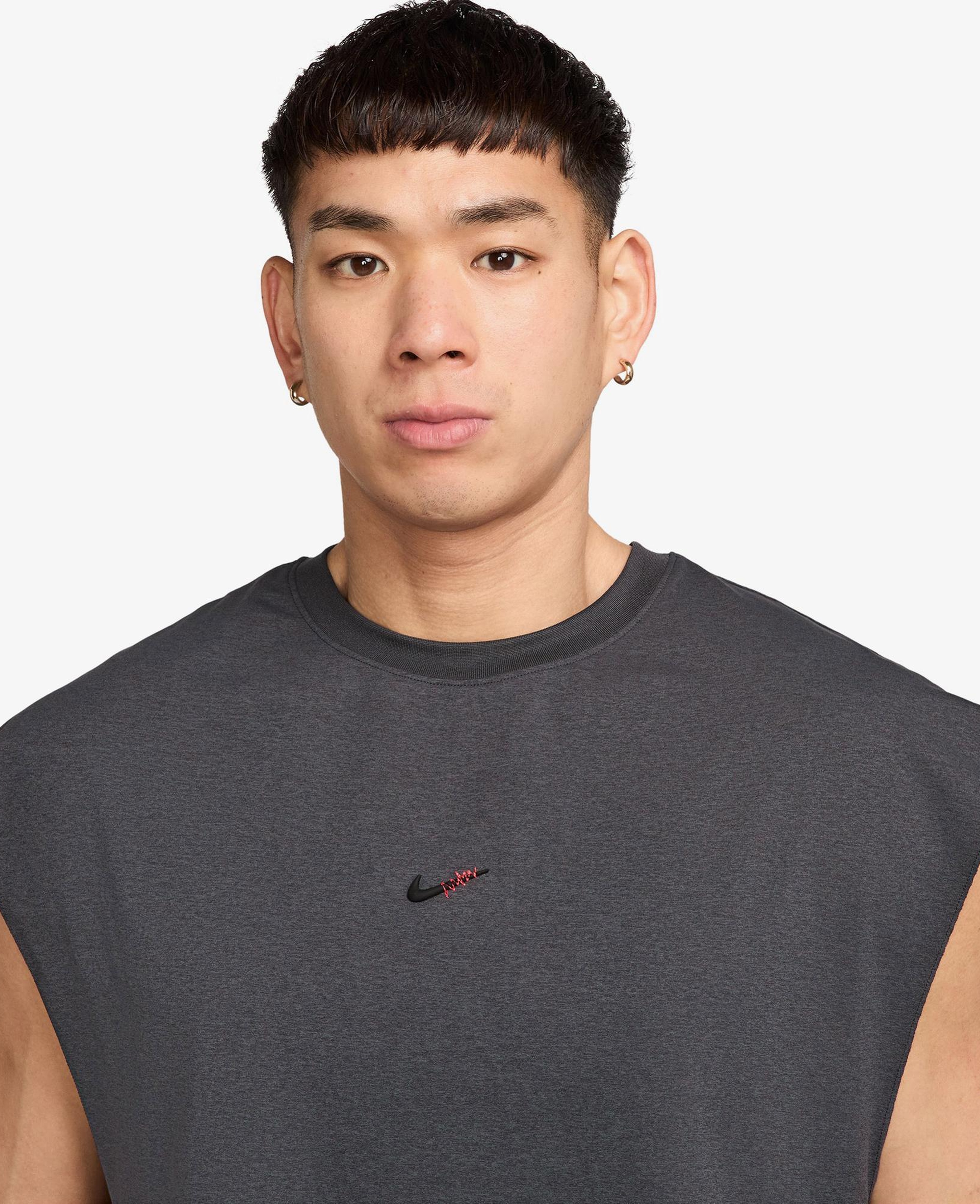 Nike Dri-Fit Top Street Erkek Gri T-Shirt