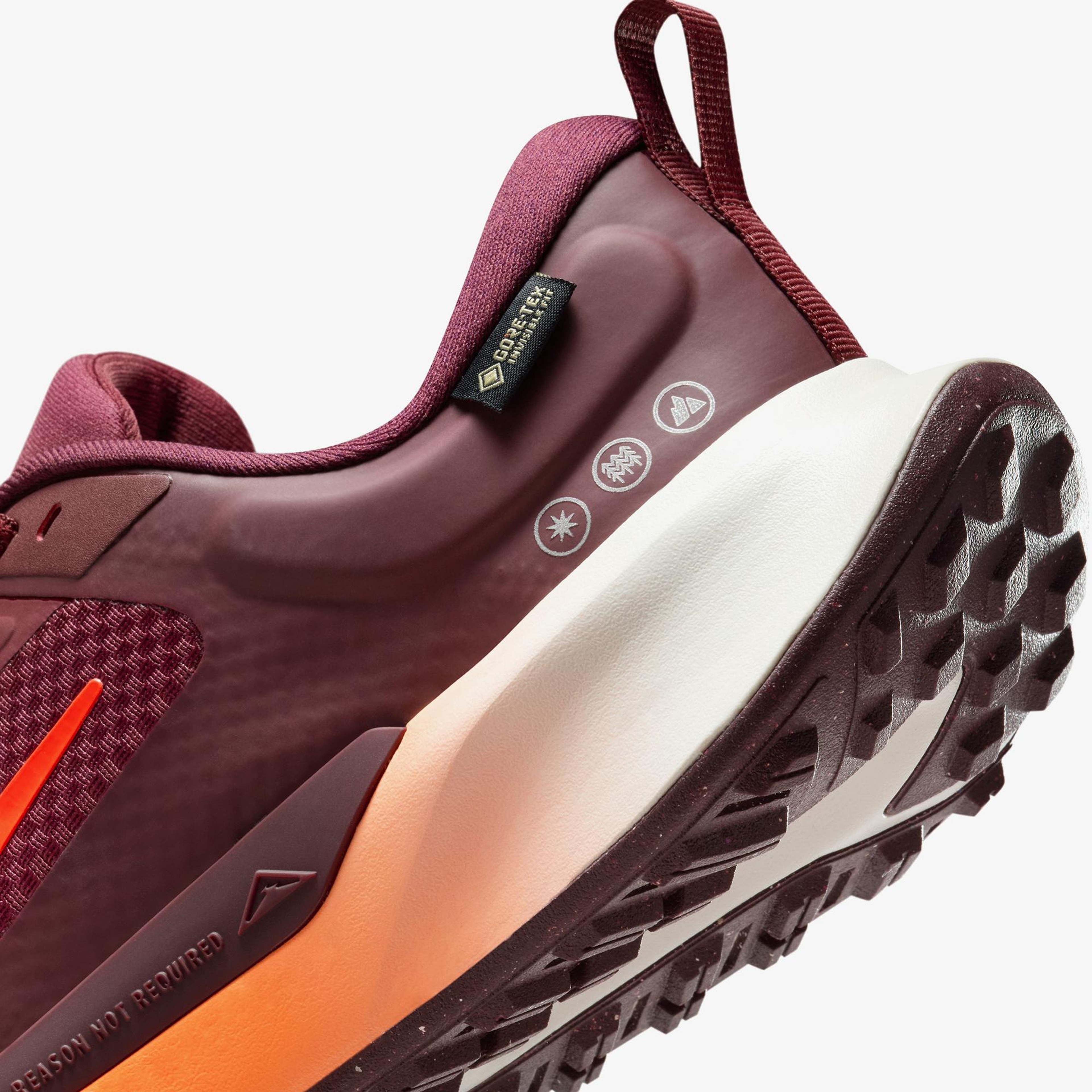 Nike Juniper Trail 2 Gore-Tex Kadın Bordo Koşu Ayakkabısı