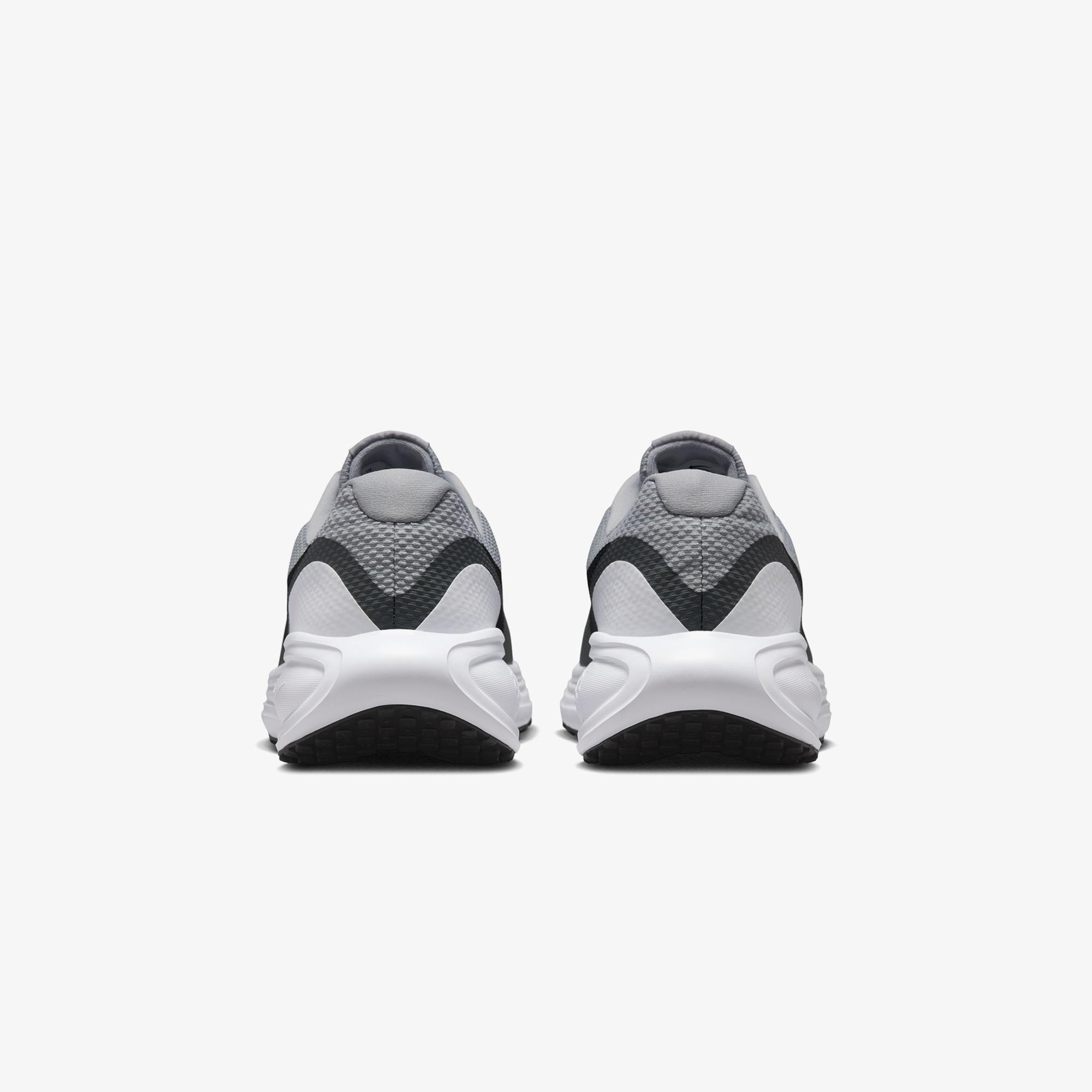 Nike Revolution 8 Erkek Gri Koşu Ayakkabısı