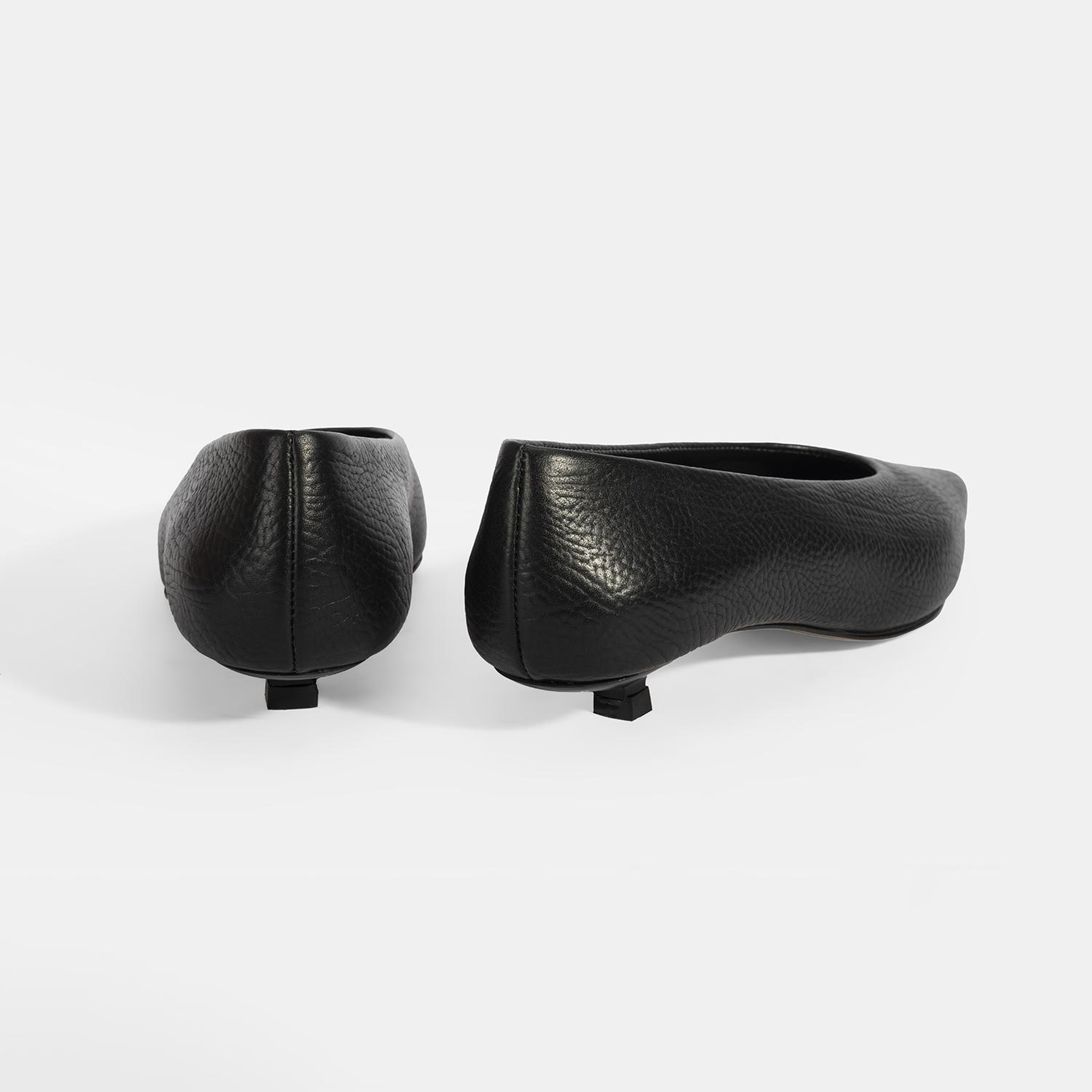 Kadın Siyah İnce Kısa Topuklu Deri Ayakkabı