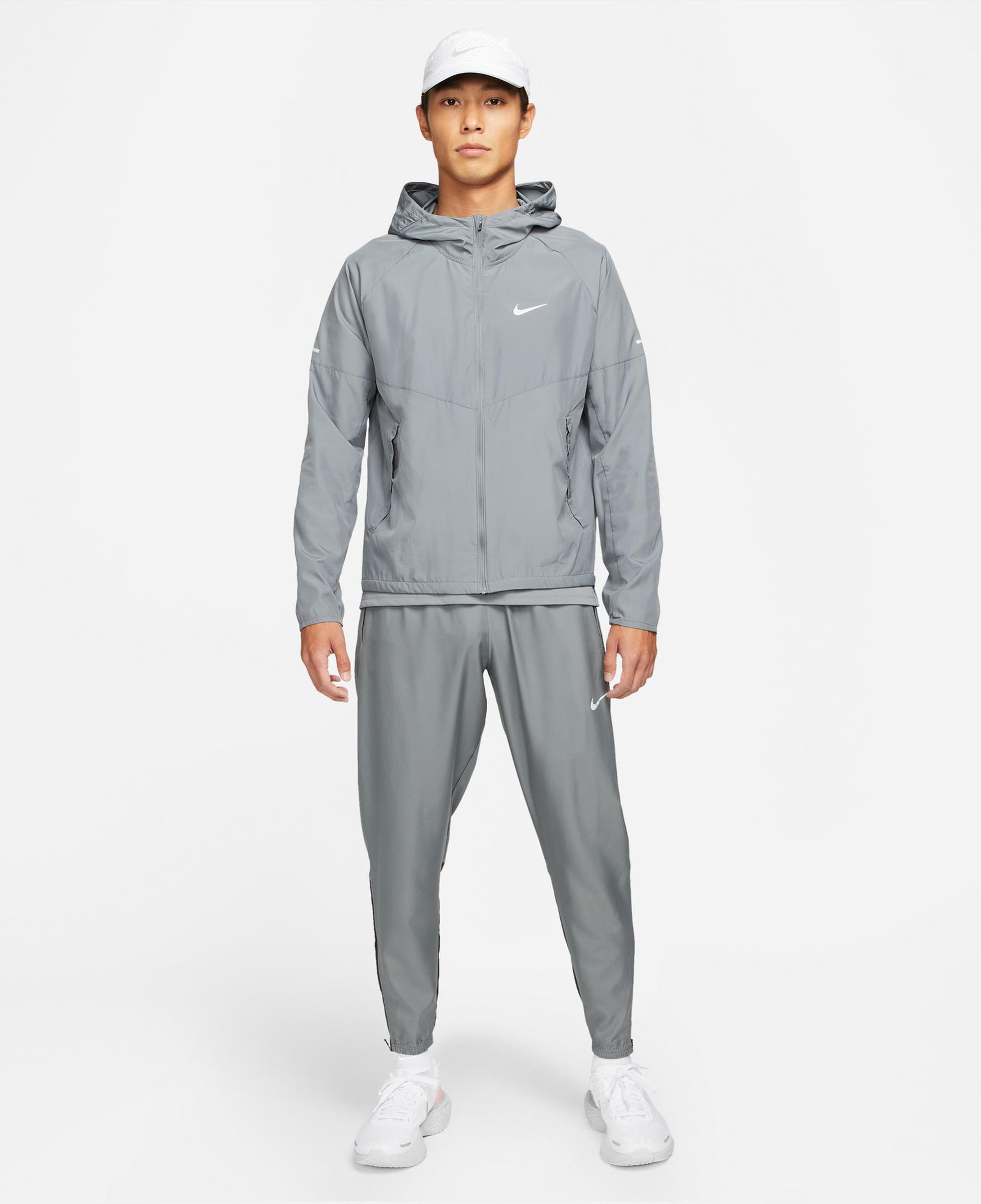 Nike Repel Miler Erkek Gri Rüzgarlık