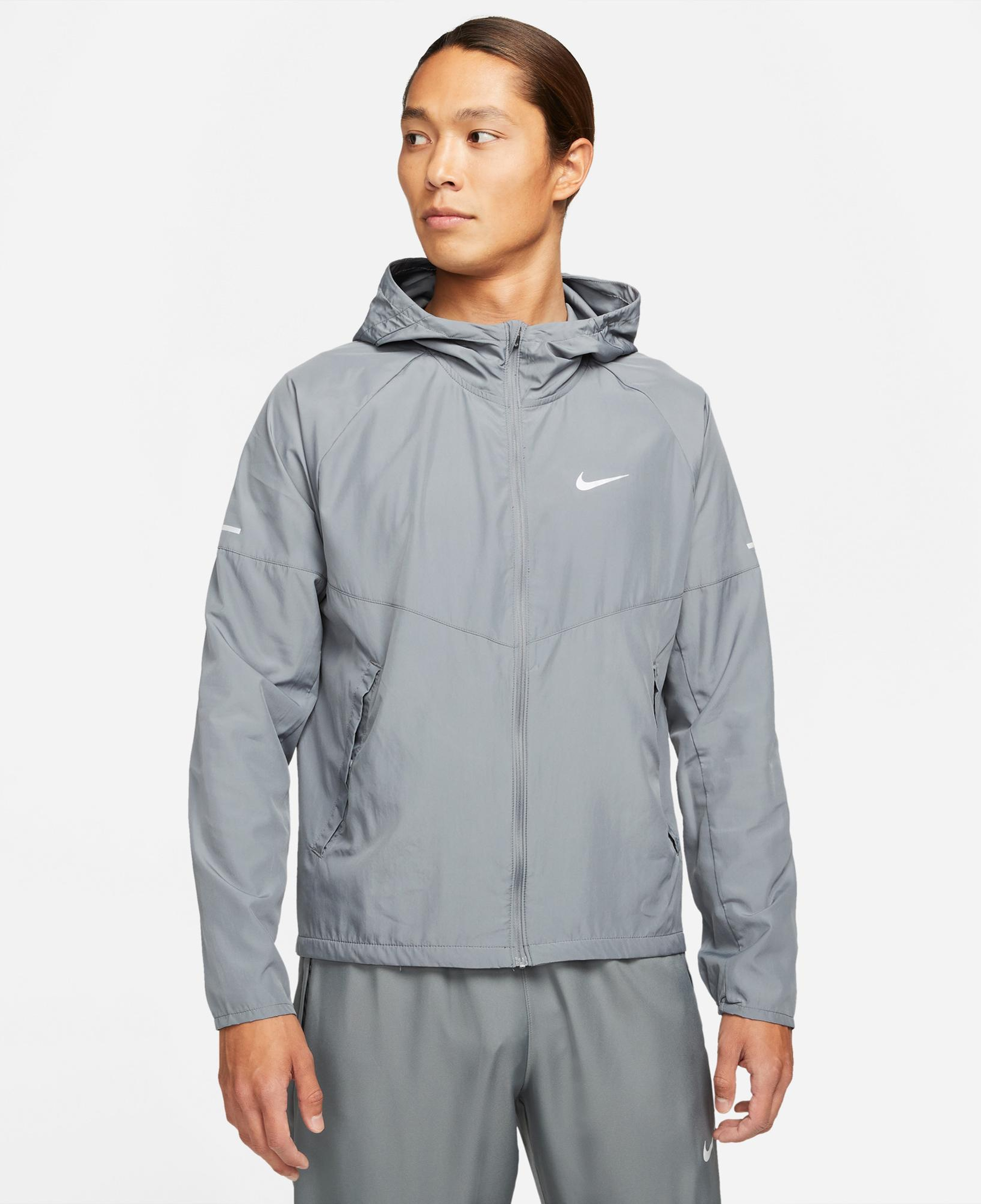 Nike Repel Miler Erkek Gri Rüzgarlık