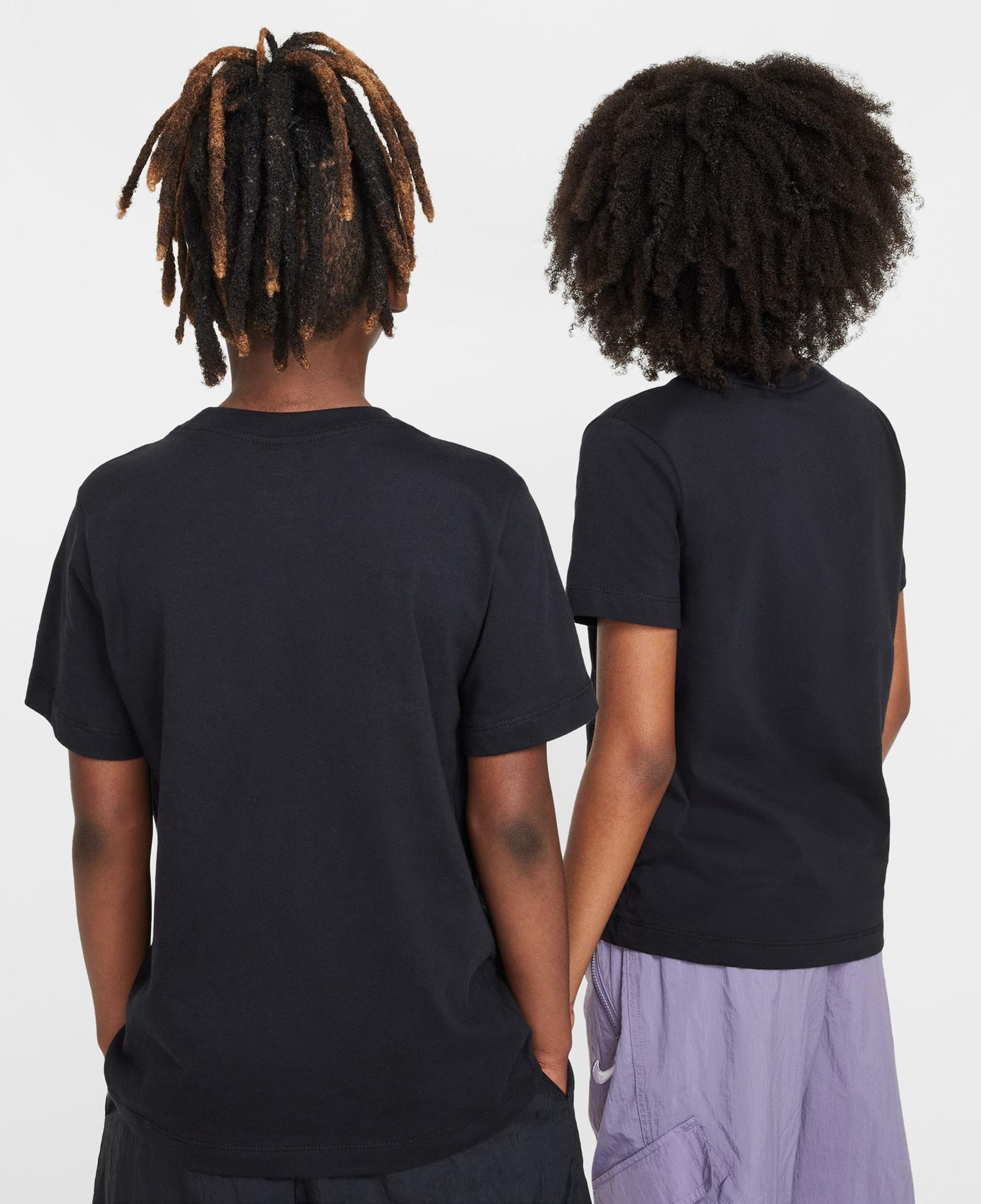 Nike Sportswear Futura Çocuk Siyah T-Shirt