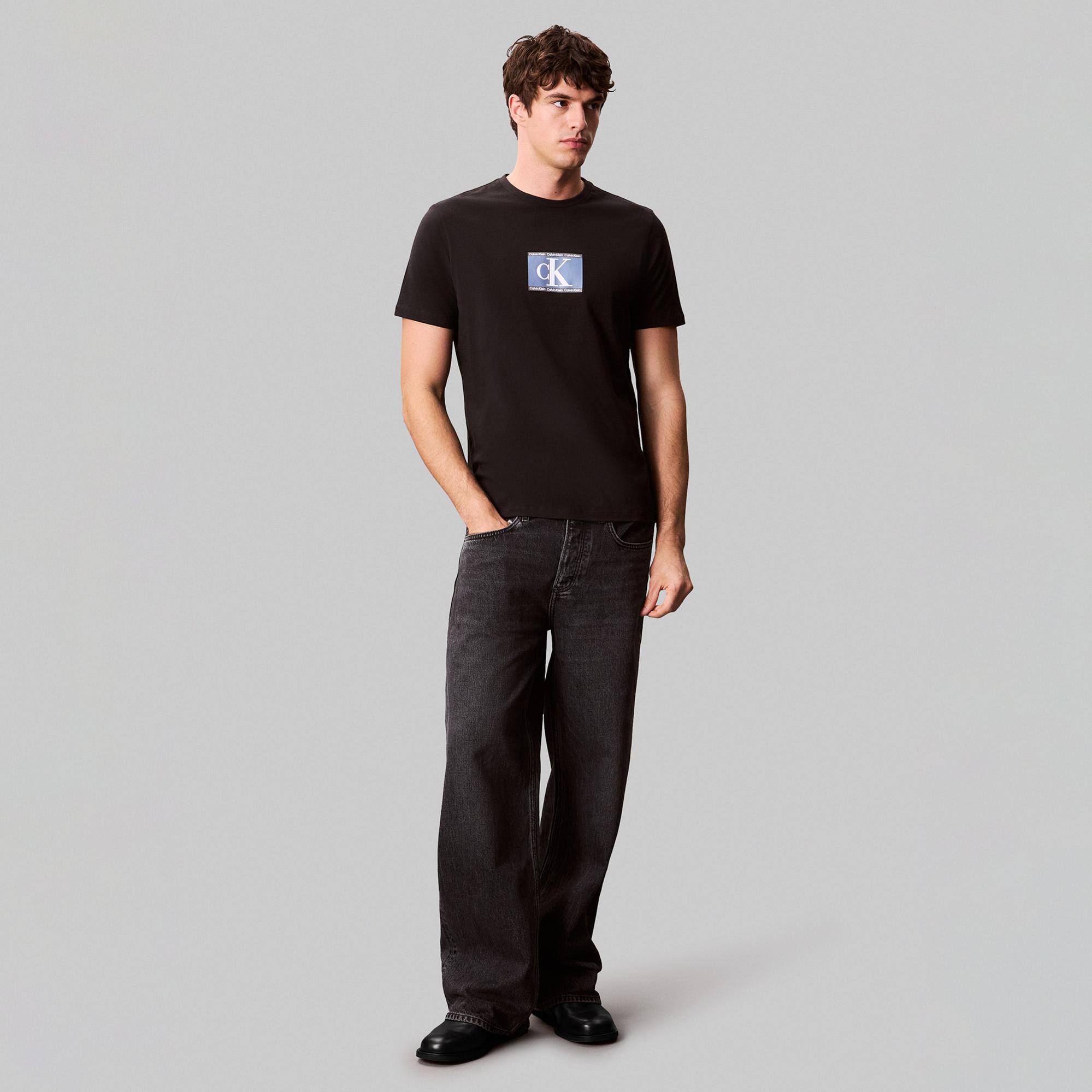 Calvin Klein Box Tape Graphic Erkek Siyah T-Shirt