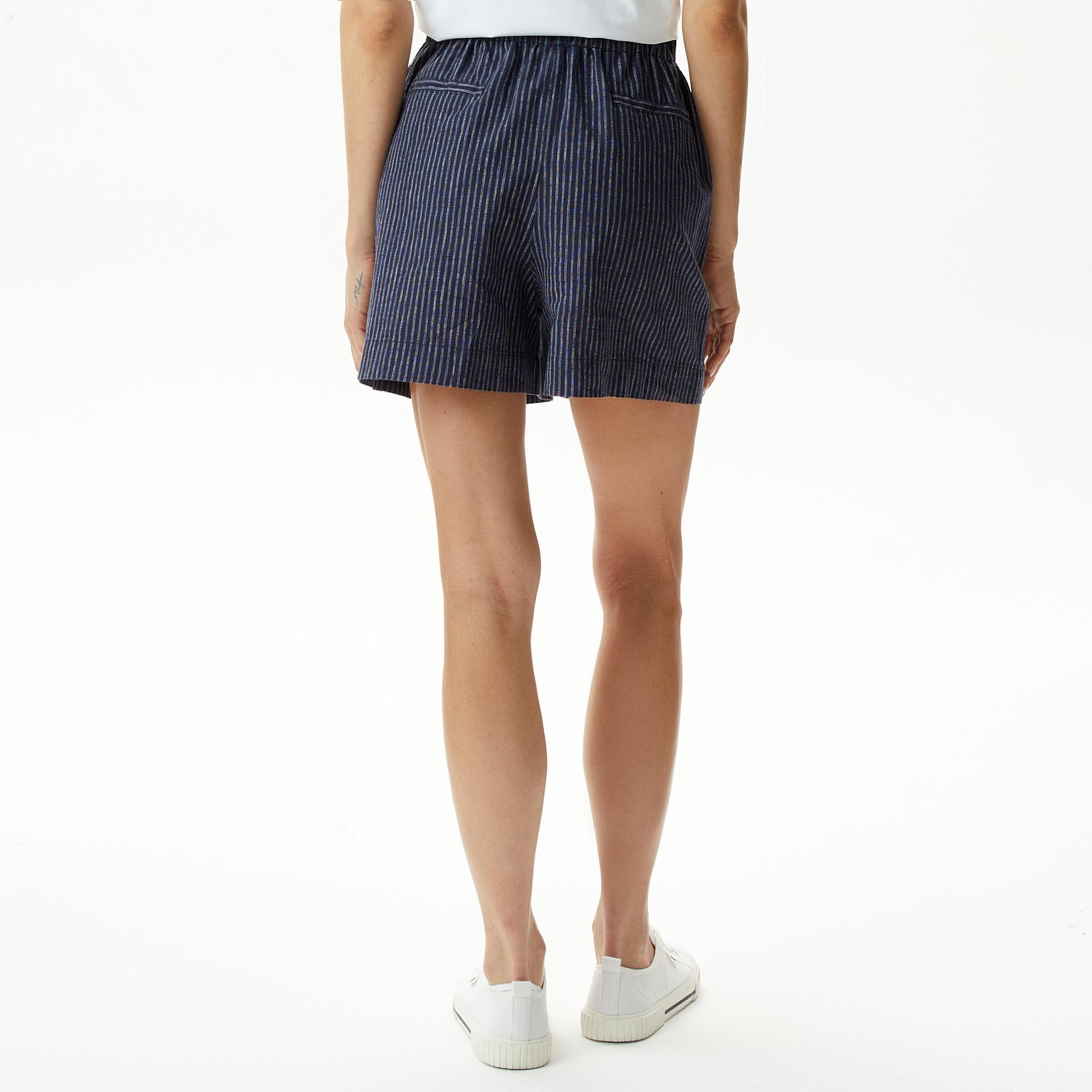 Nautica Kadın Lacivert Relaxed Fit Çizgili Şort