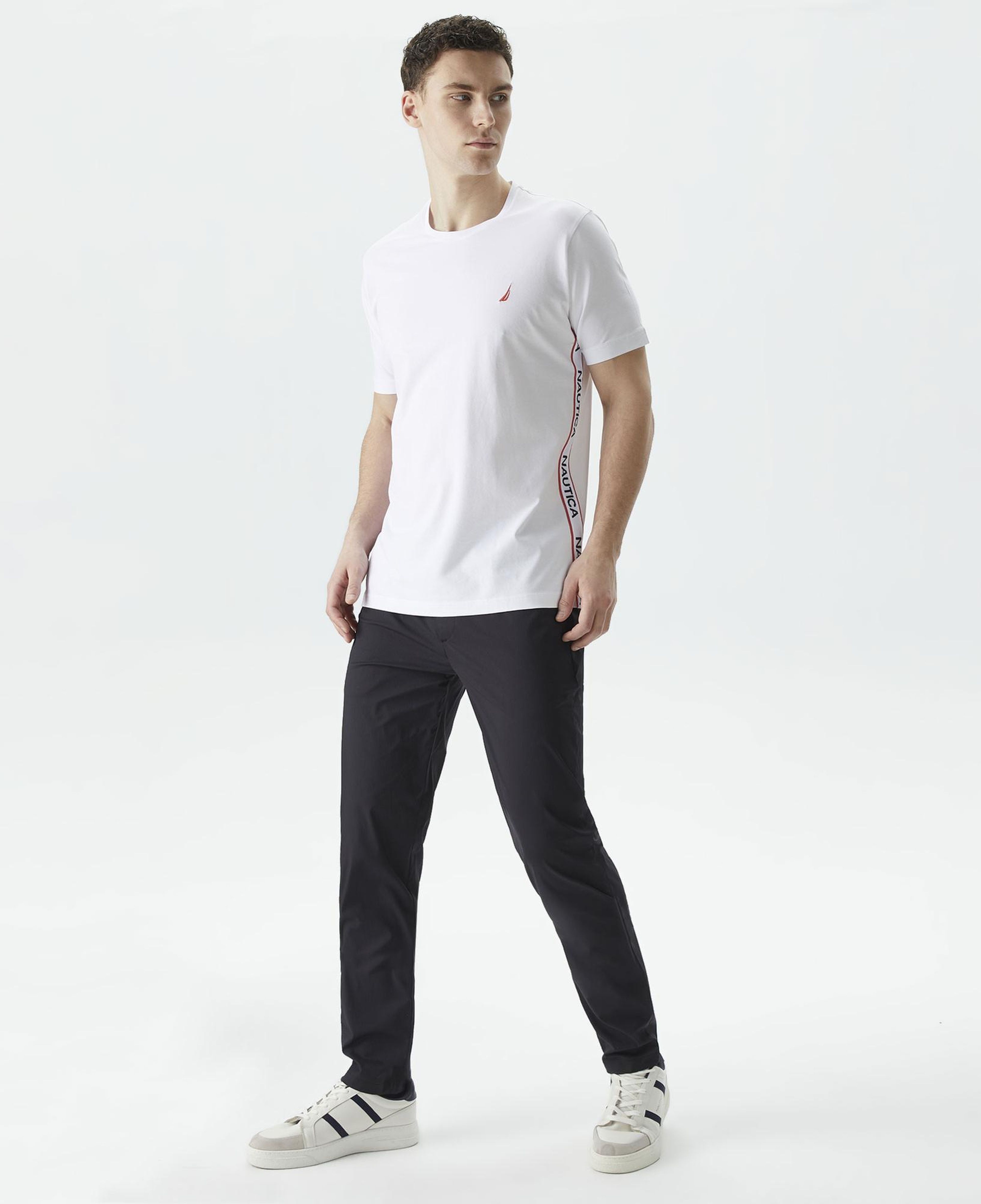 Nautica Erkek Beyaz Standart Fit T-Shirt