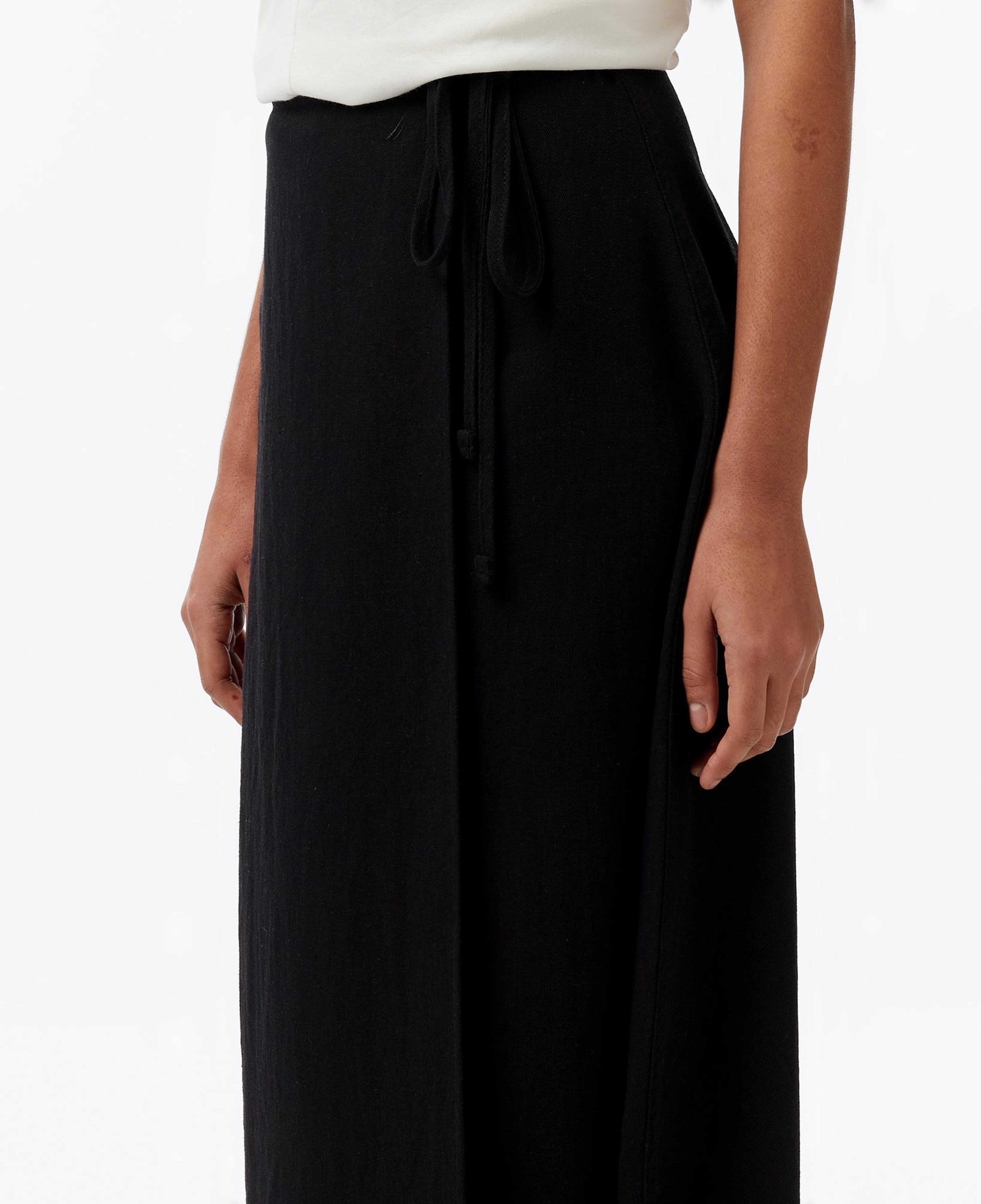 Nautica Kadın Siyah Regular Fit Keten Karışımlı Etek