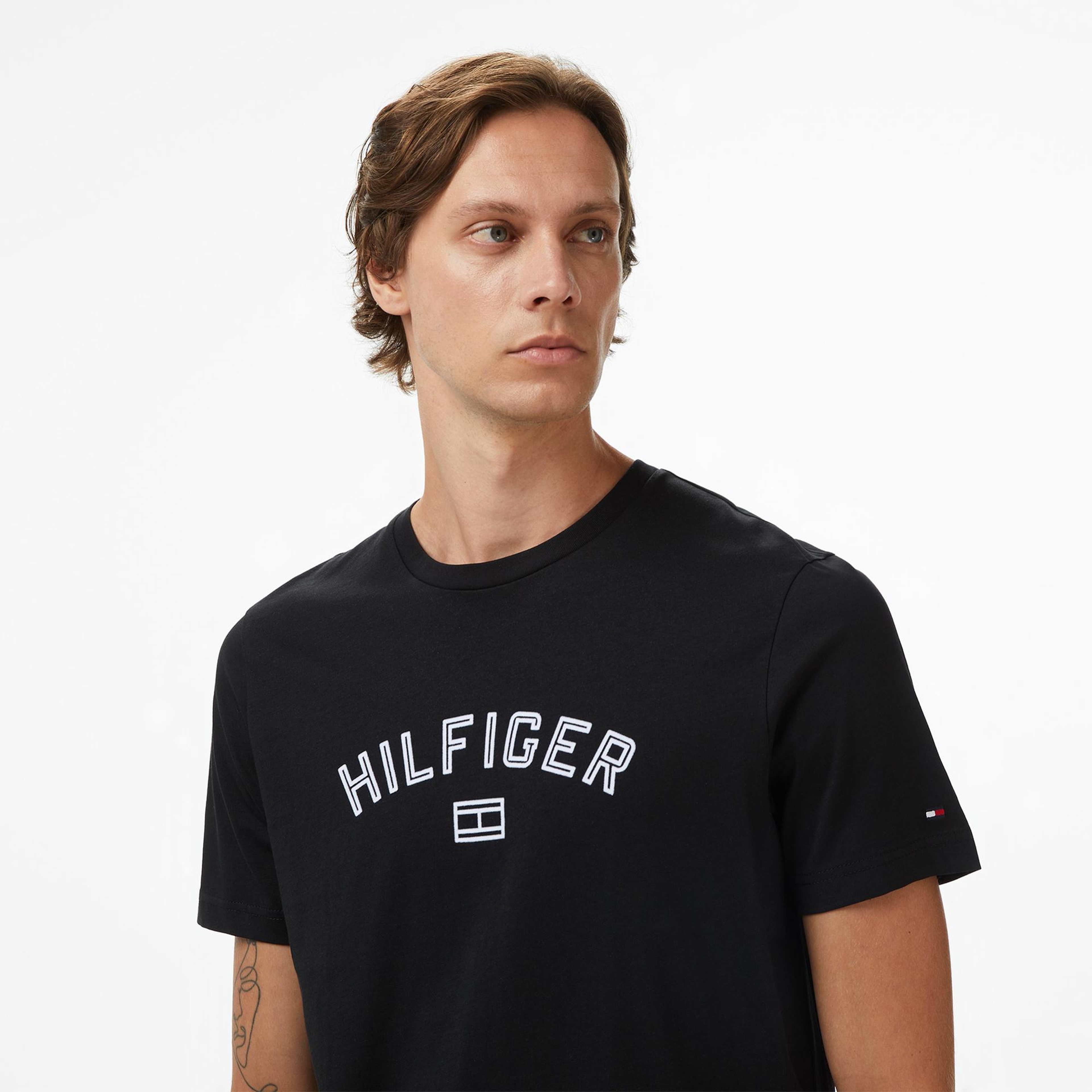 Tommy Hilfiger Flock Varsity Erkek Siyah T-Shirt
