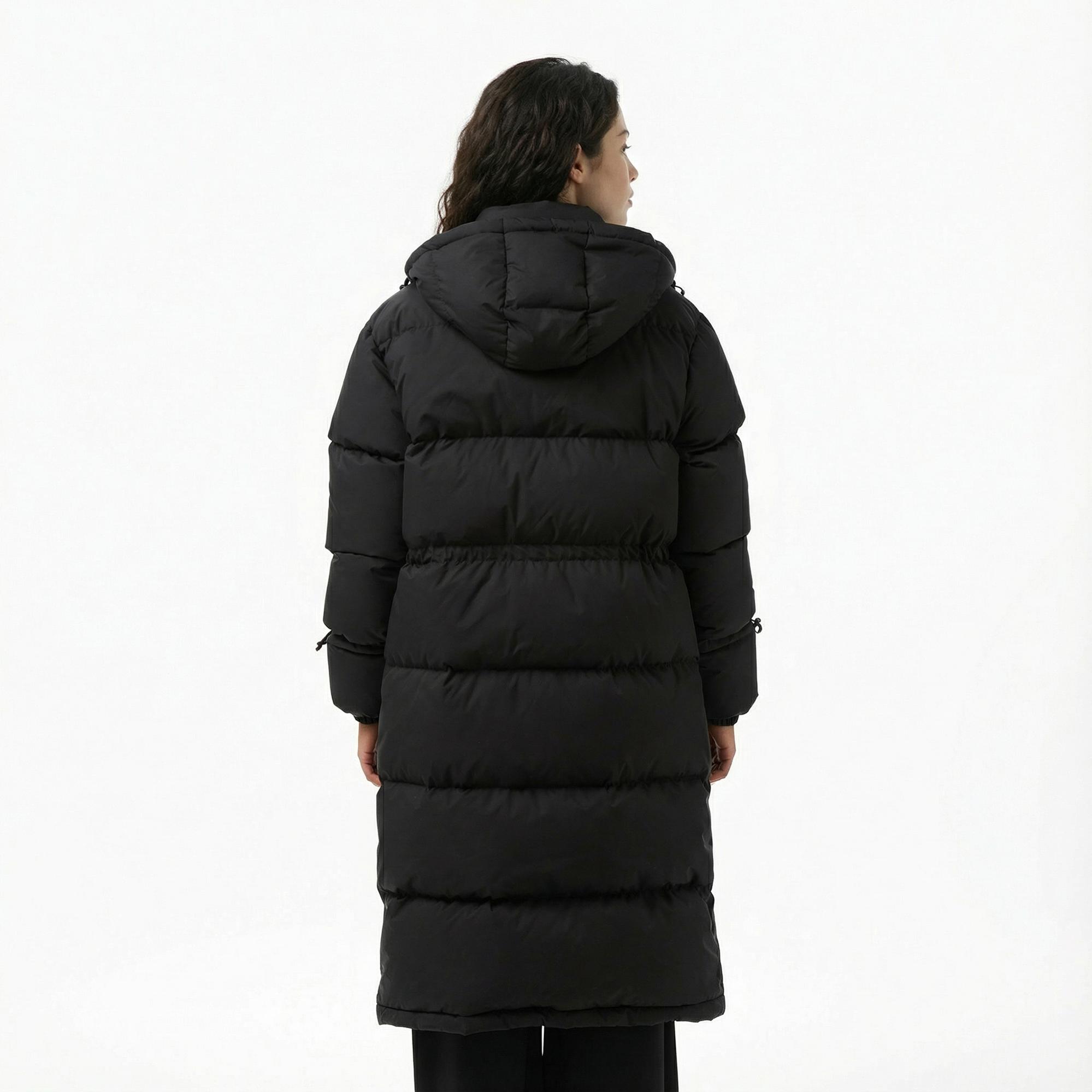 Lacoste Kadın Kapüşonlu Siyah Mont