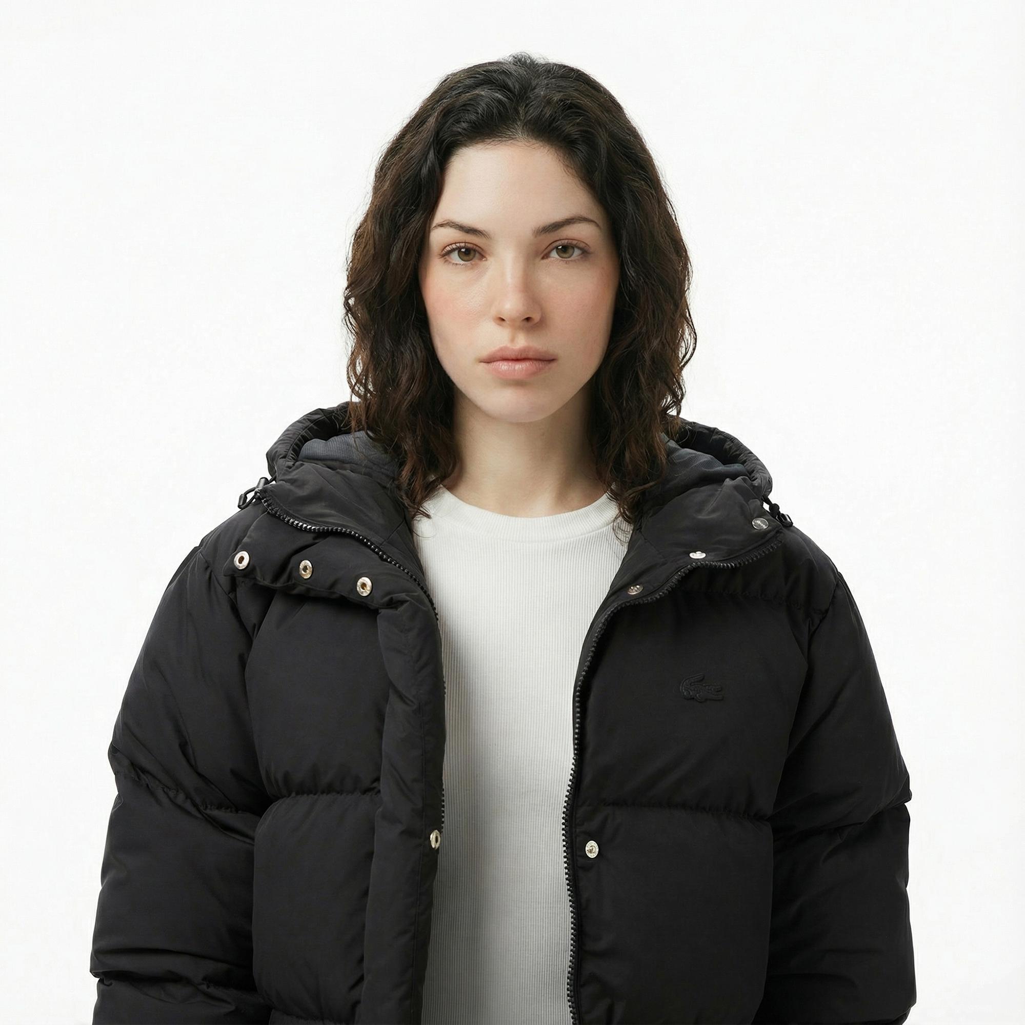 Lacoste Kadın Kapüşonlu Siyah Mont