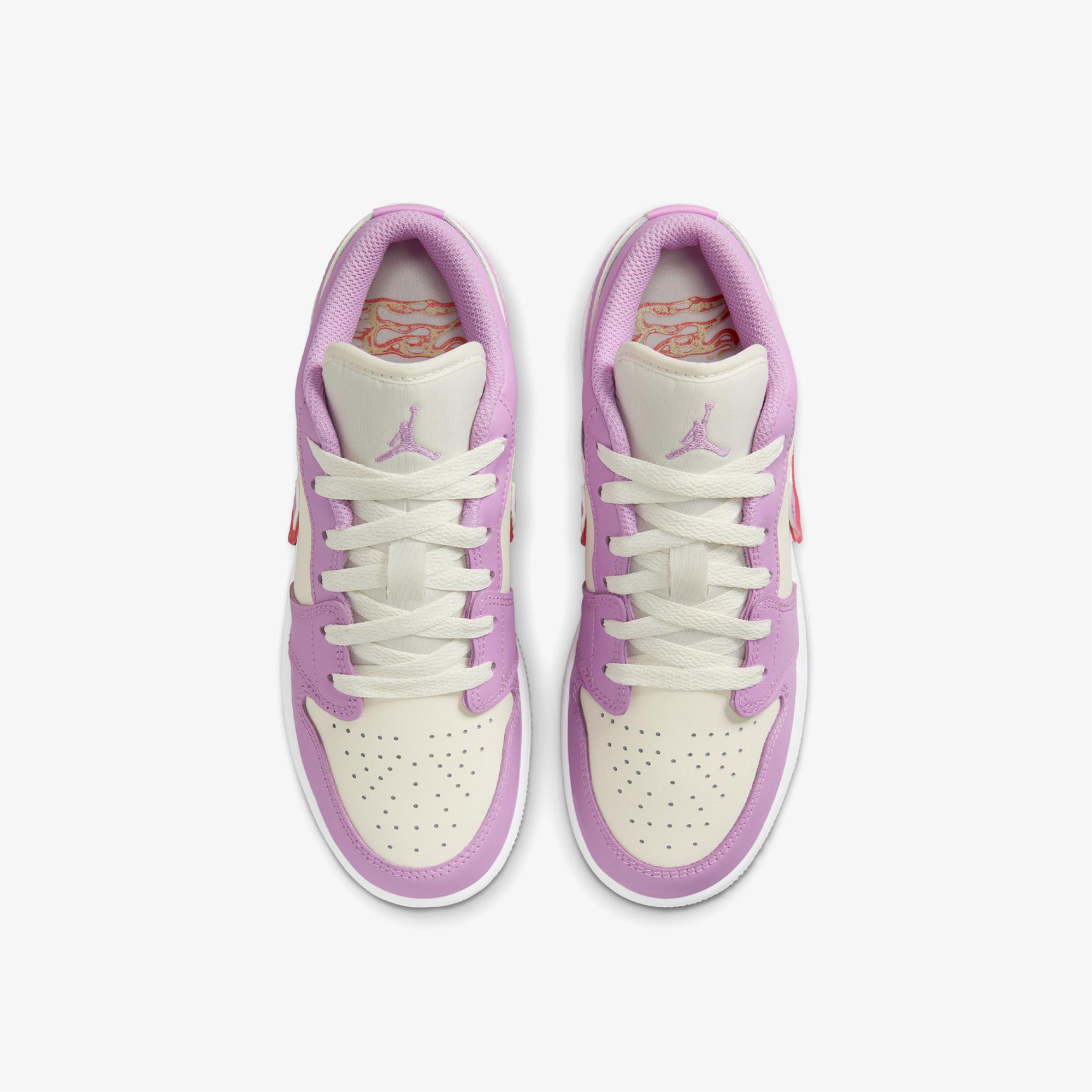 Jordan Air 1 Low SE Genç Çocuk Mor Spor Ayakkabı