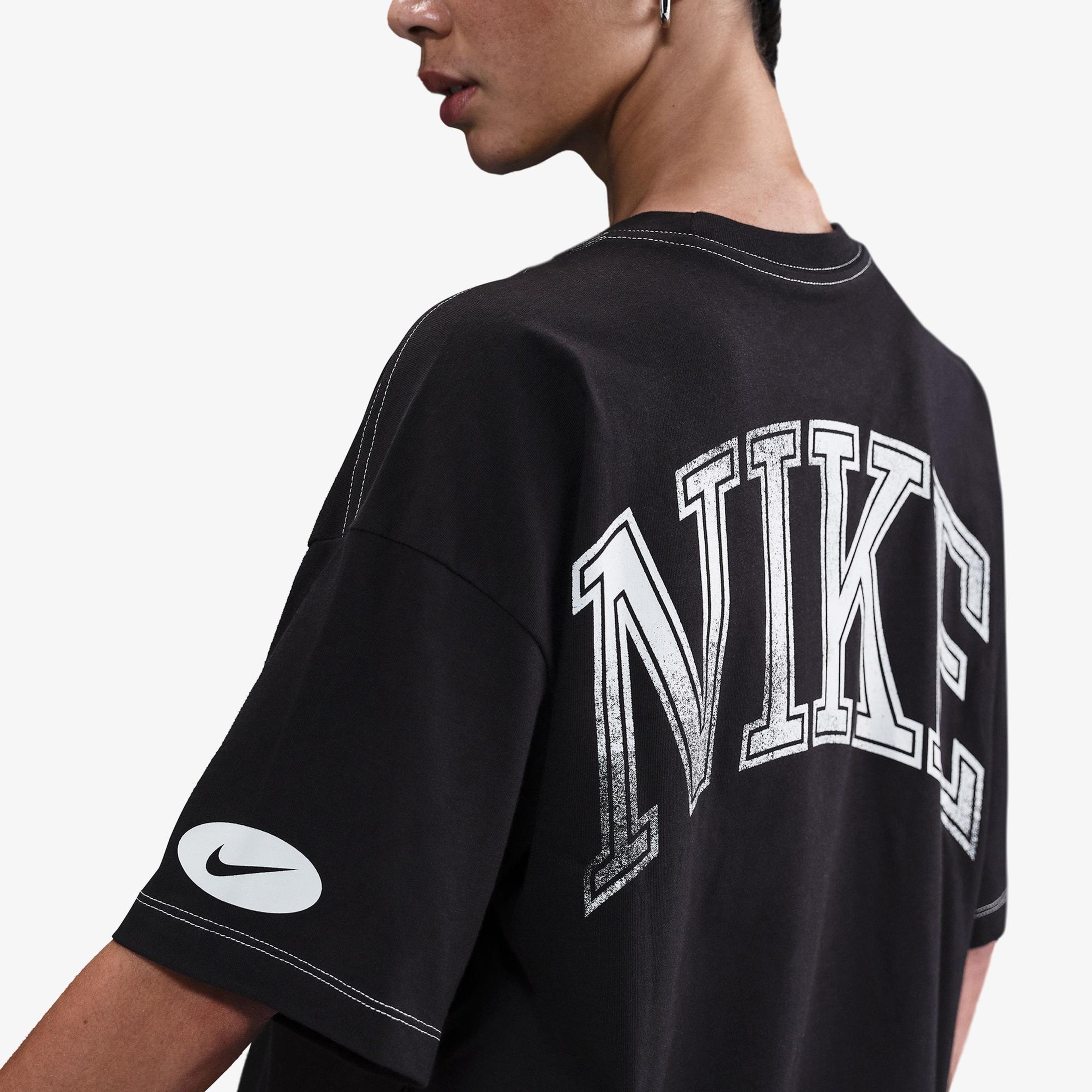 Nike Sportswear Street Kadın Siyah T-Shirt